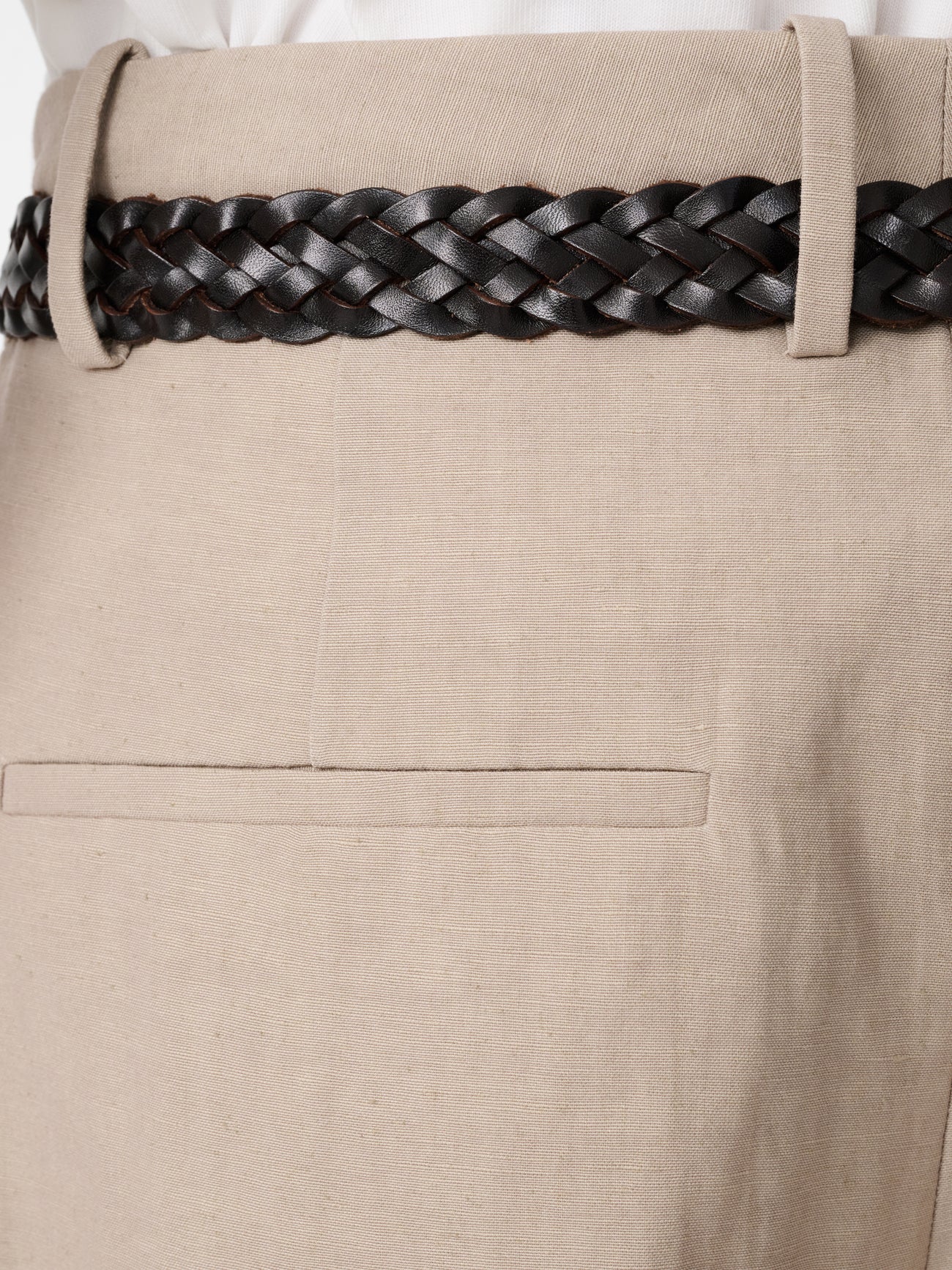 Fowld Linen Short in Sand