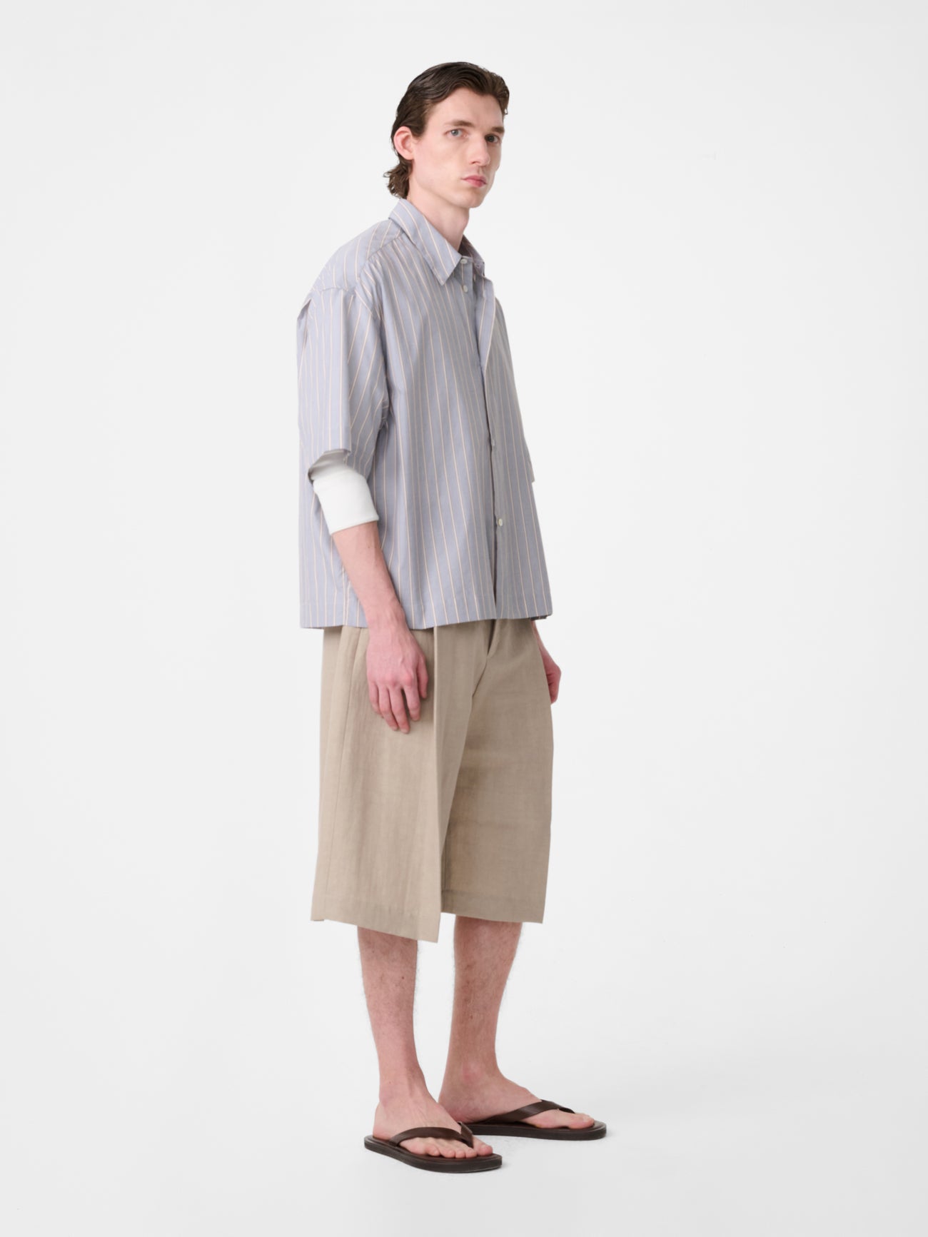 Fowld Linen Short in Sand