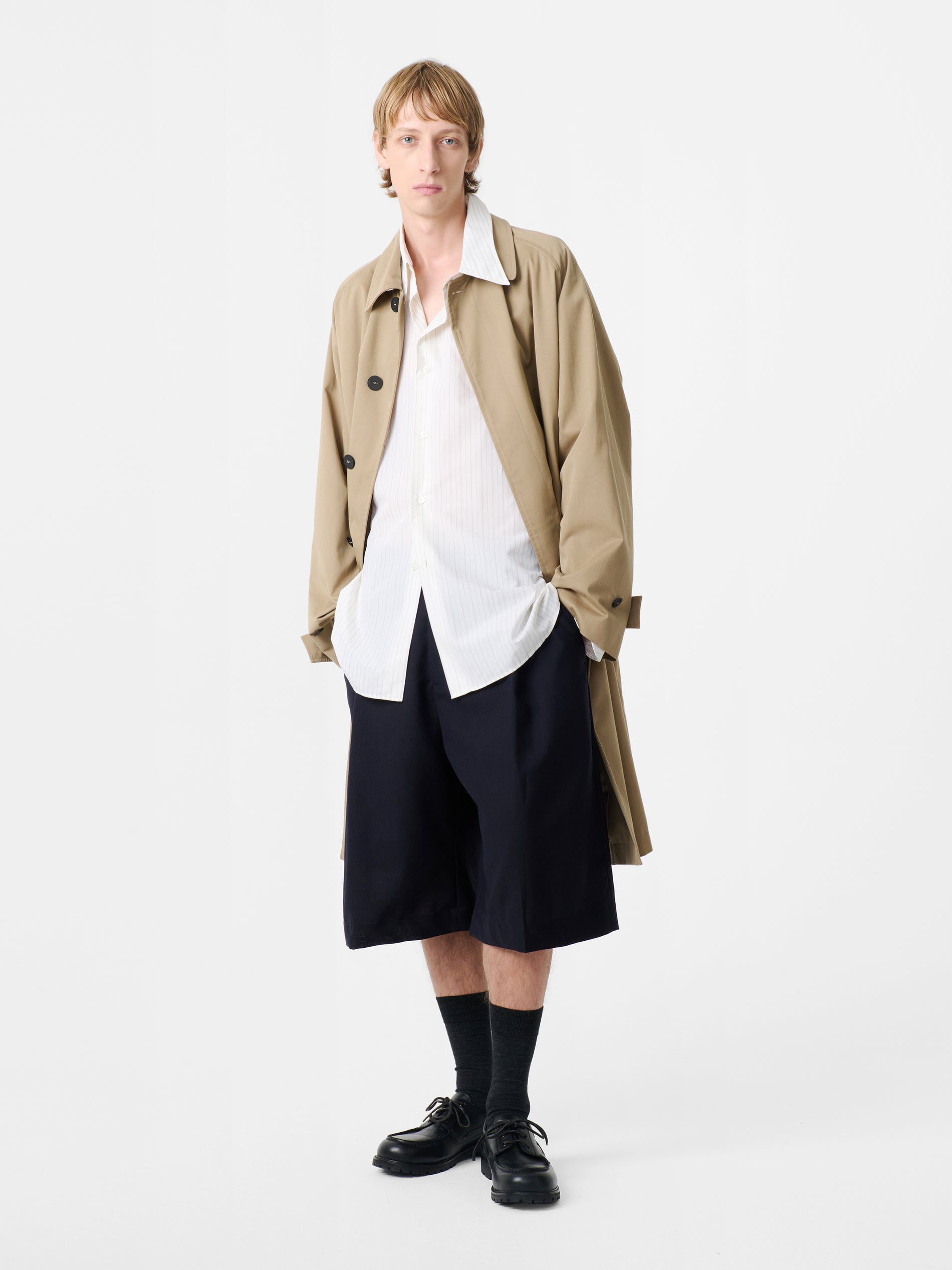 Fowld Short in Darkest Navy - Studio Nicholson