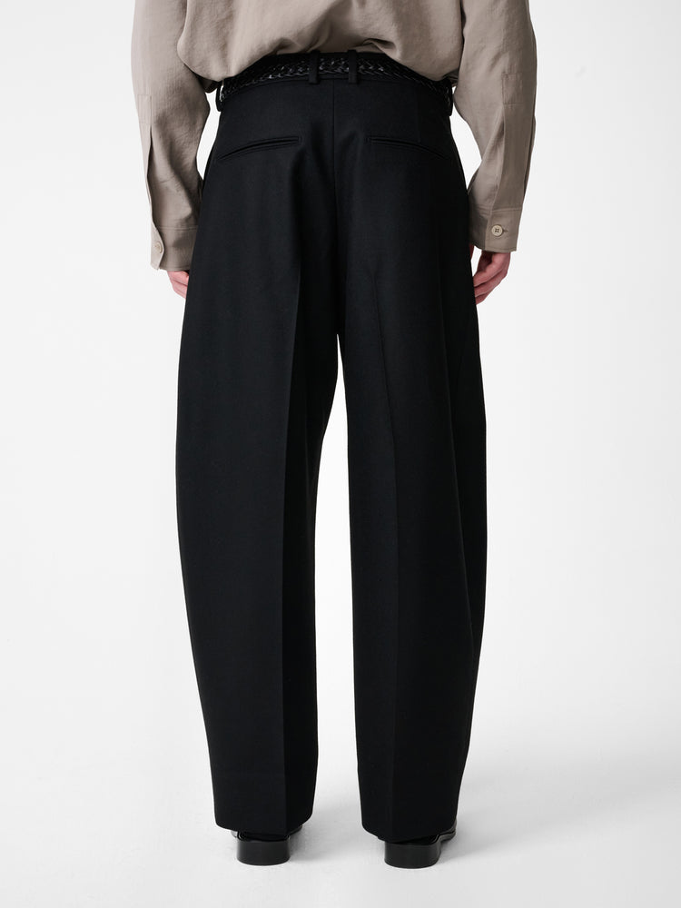 Fume Tailored Pant in Black