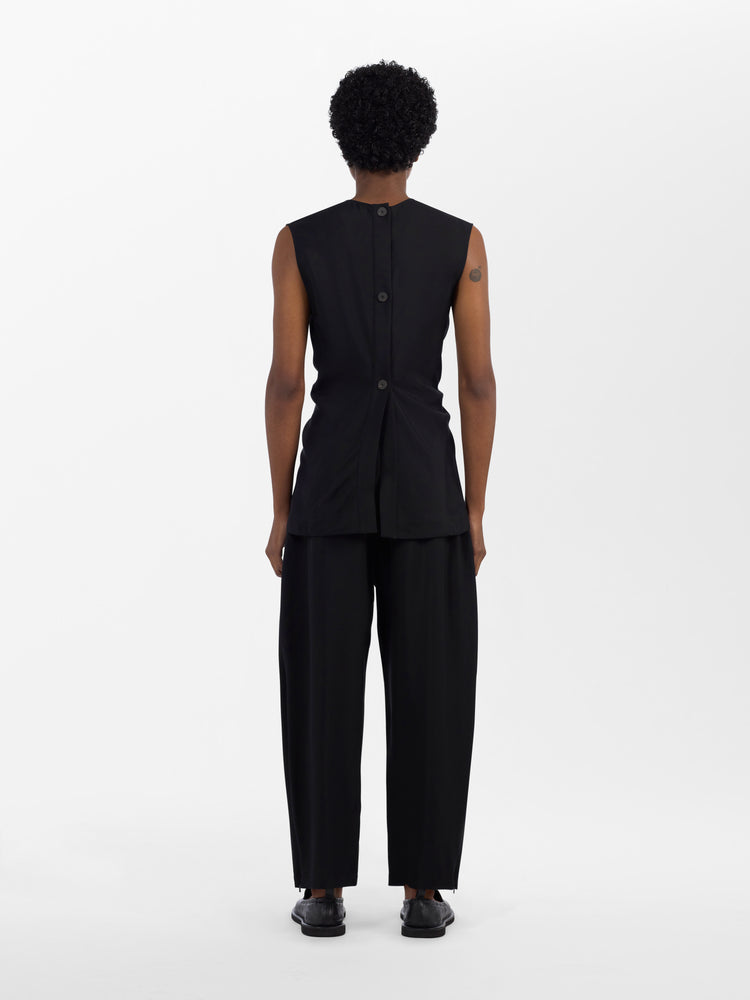 Garda Wool Viscose Top in Black