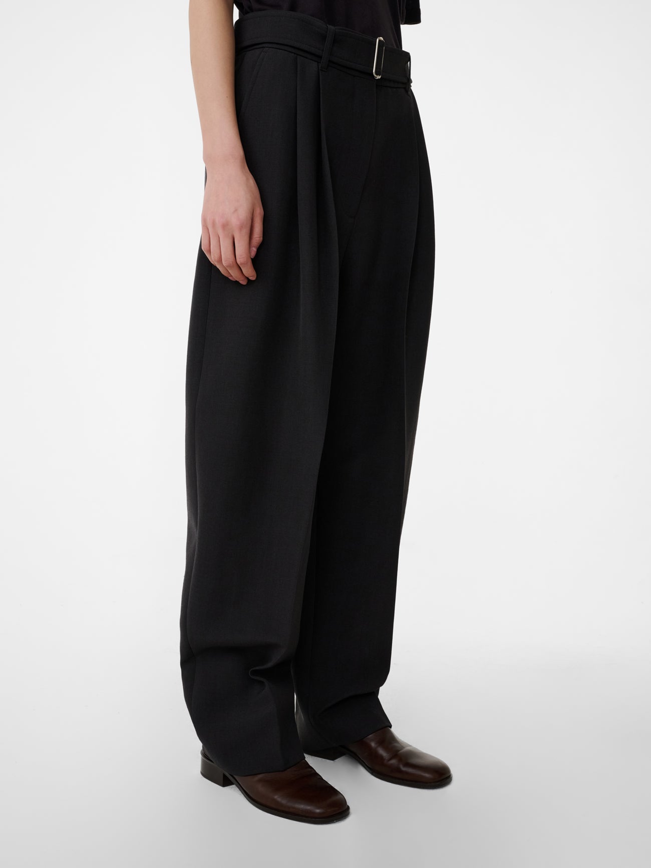 Hibi Pant in Black Grape