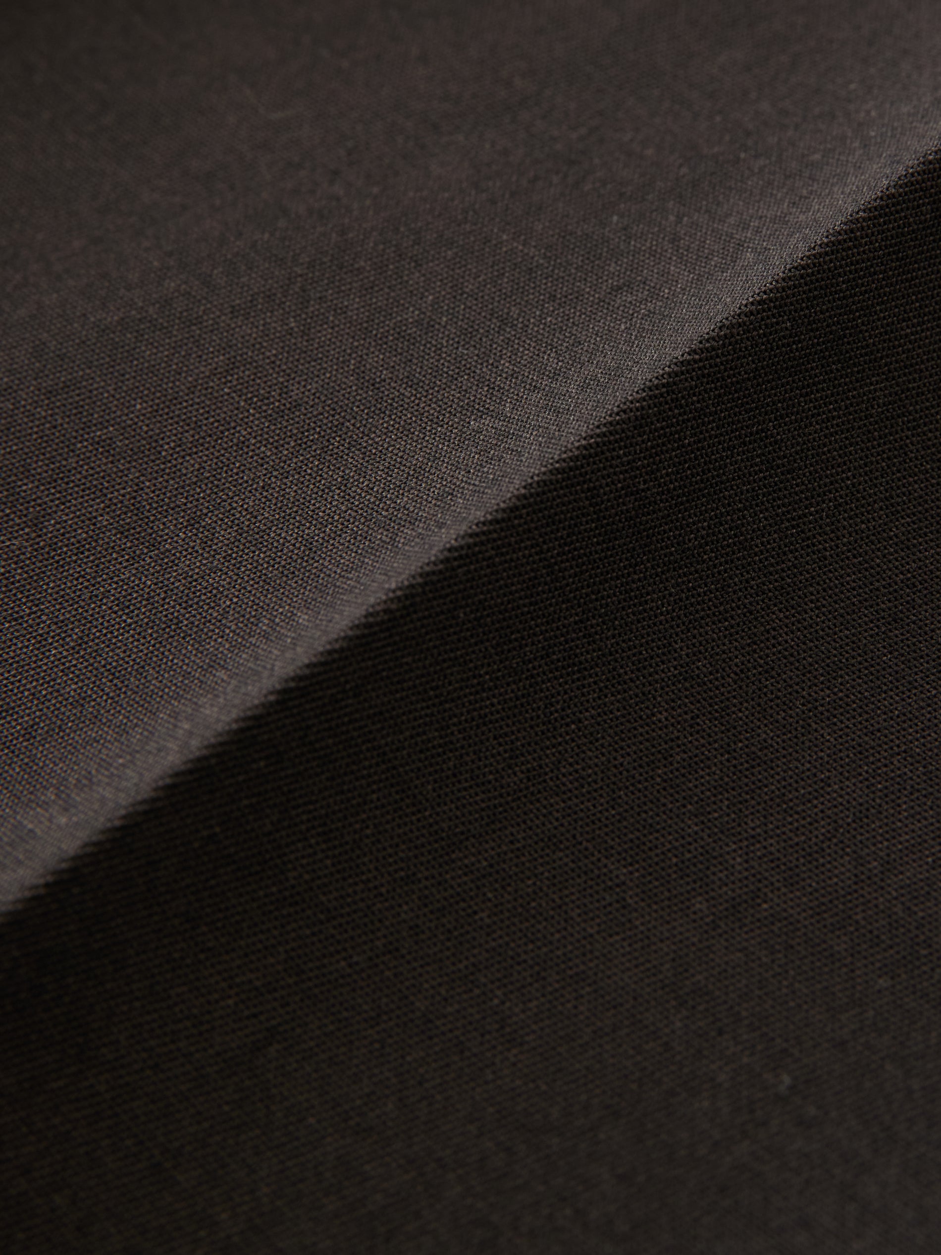 Hibi Pant in Black Grape