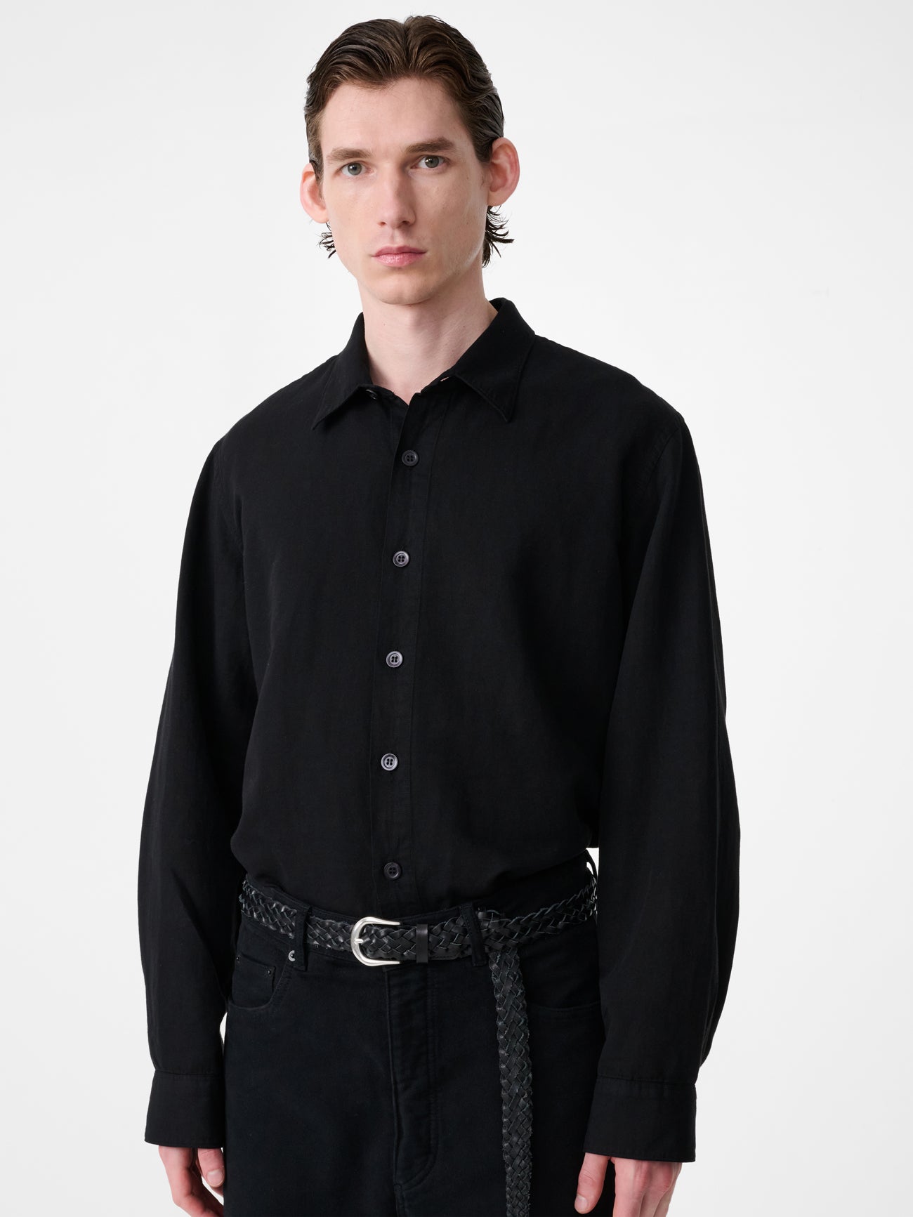 Hithe Linen Shirt in Black