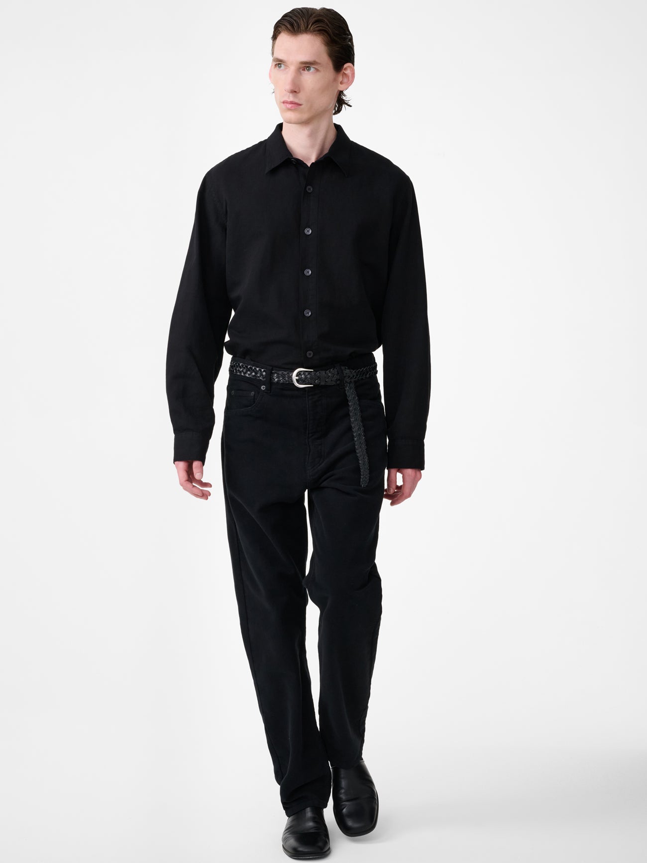 Hithe Linen Shirt in Black