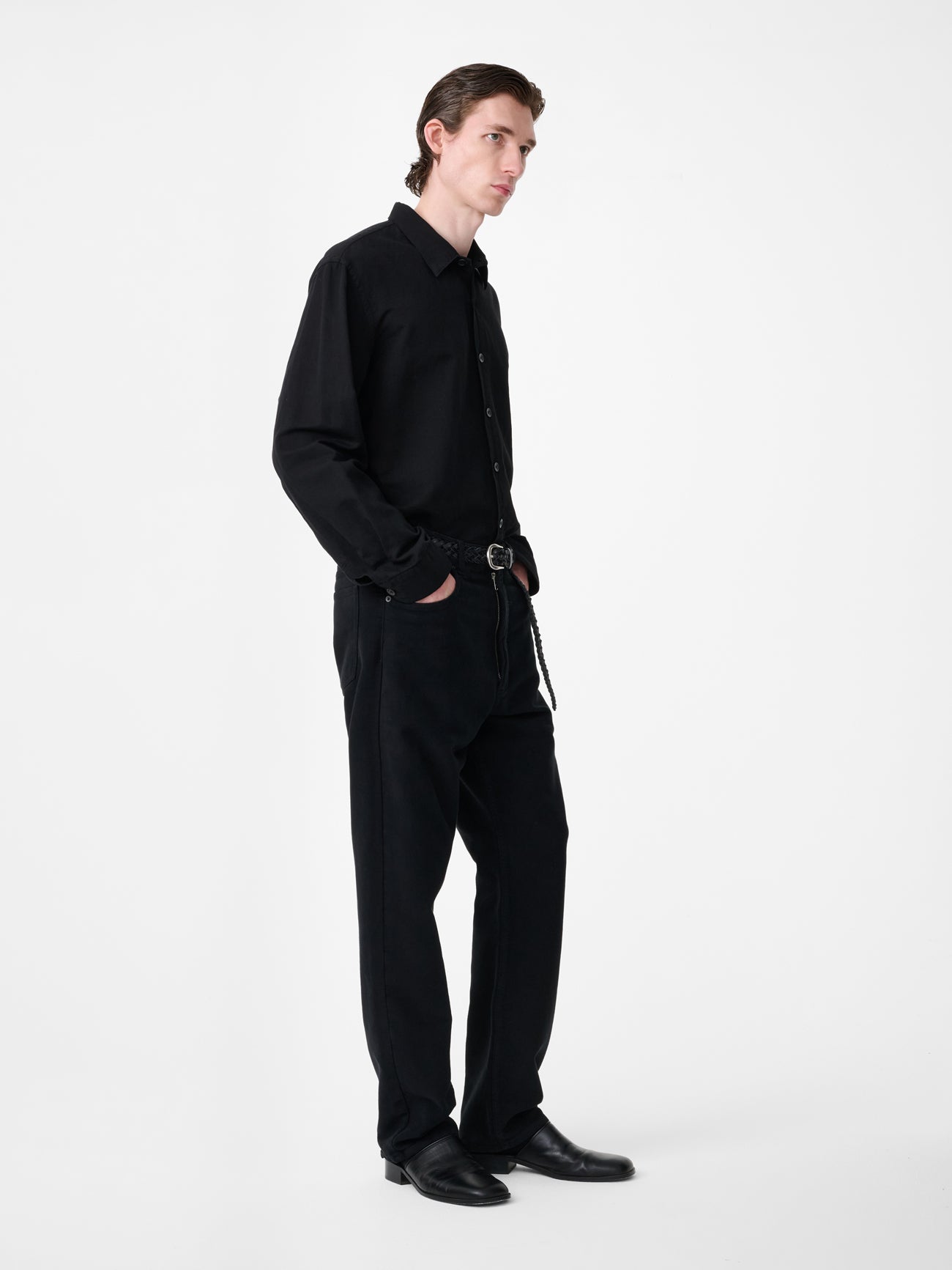 Hithe Linen Shirt in Black