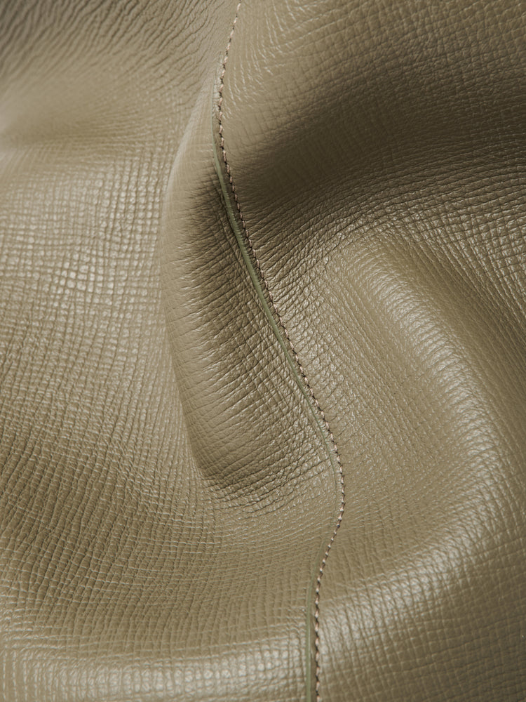 Hobo Type 2 Leather Bag in Elephant