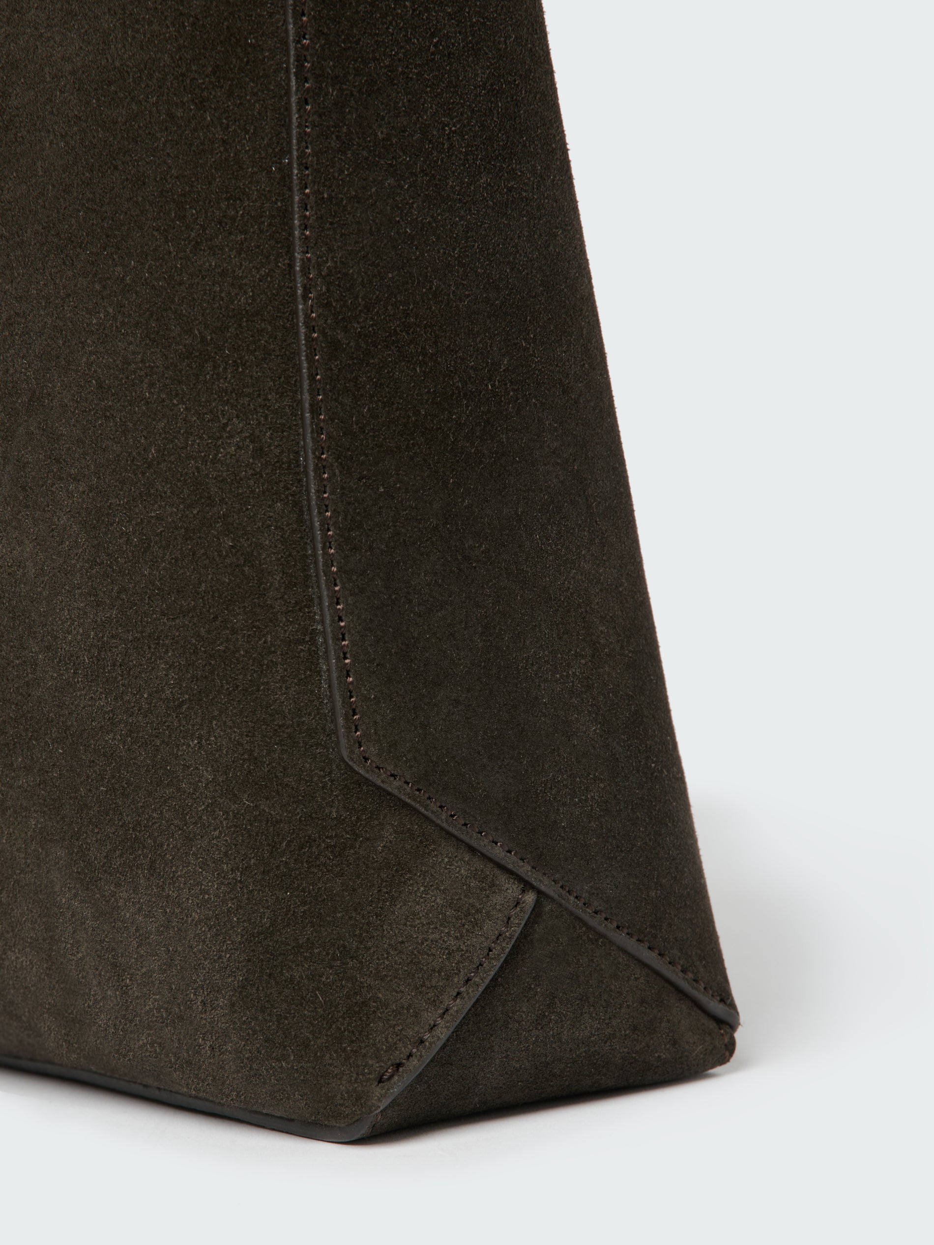 Hoho Suede Bag in Ebony