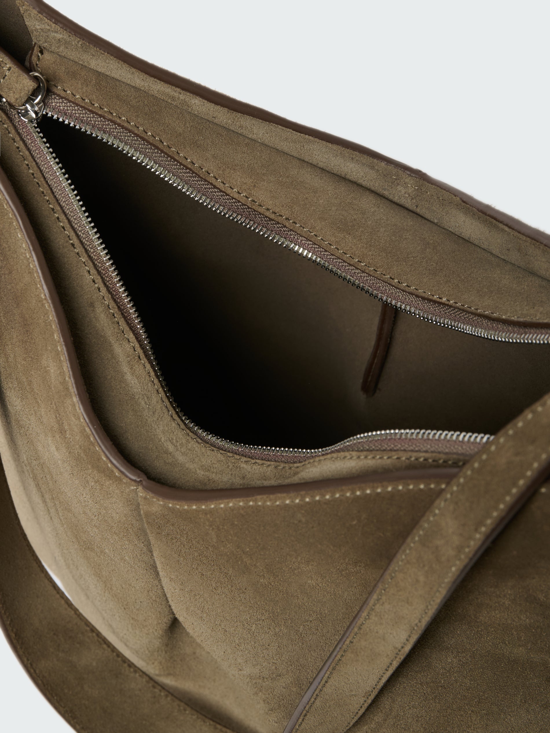 Hoho Suede Bag in Olive