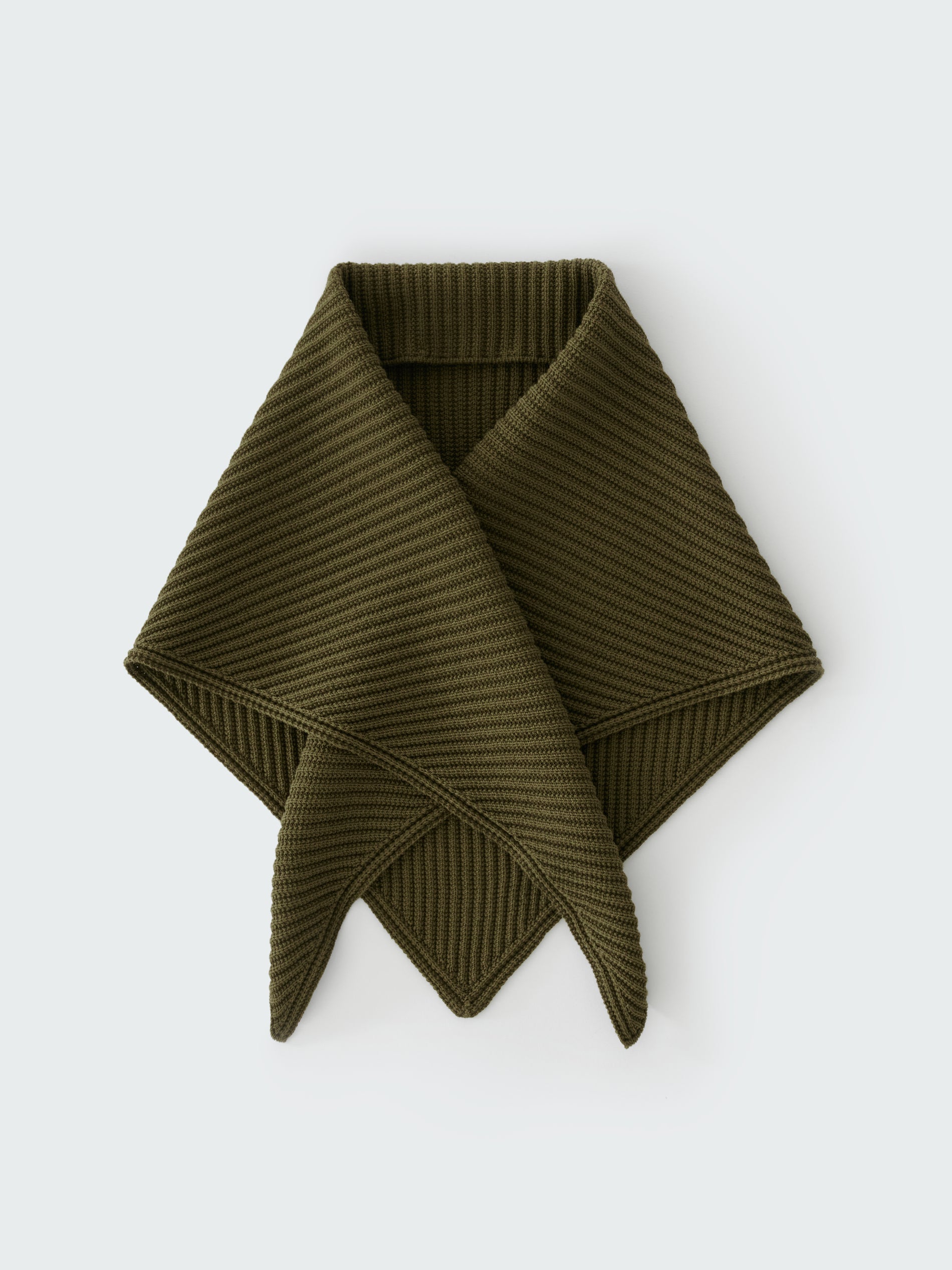 Isos Scarf in Olive