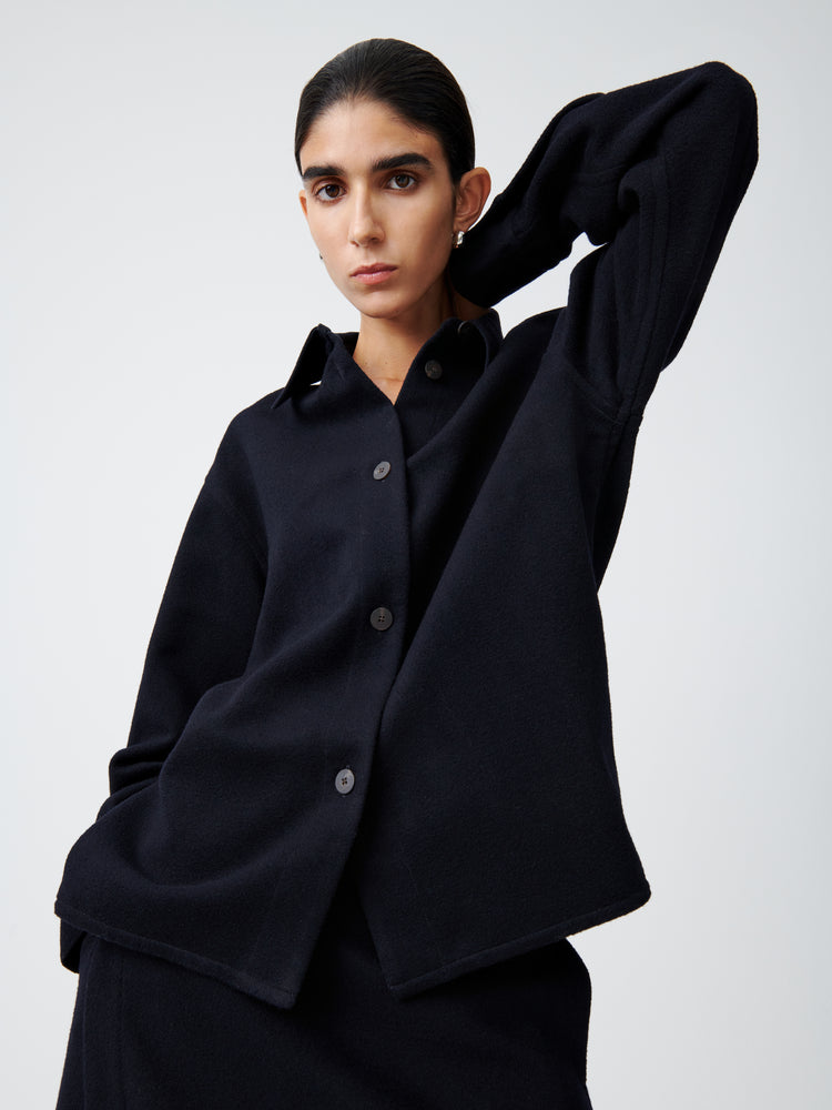 Kisale Shirt in Darkest Navy