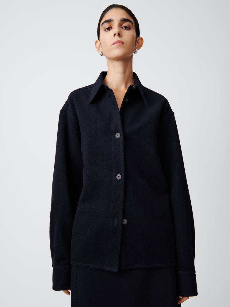 Kisale Shirt in Darkest Navy