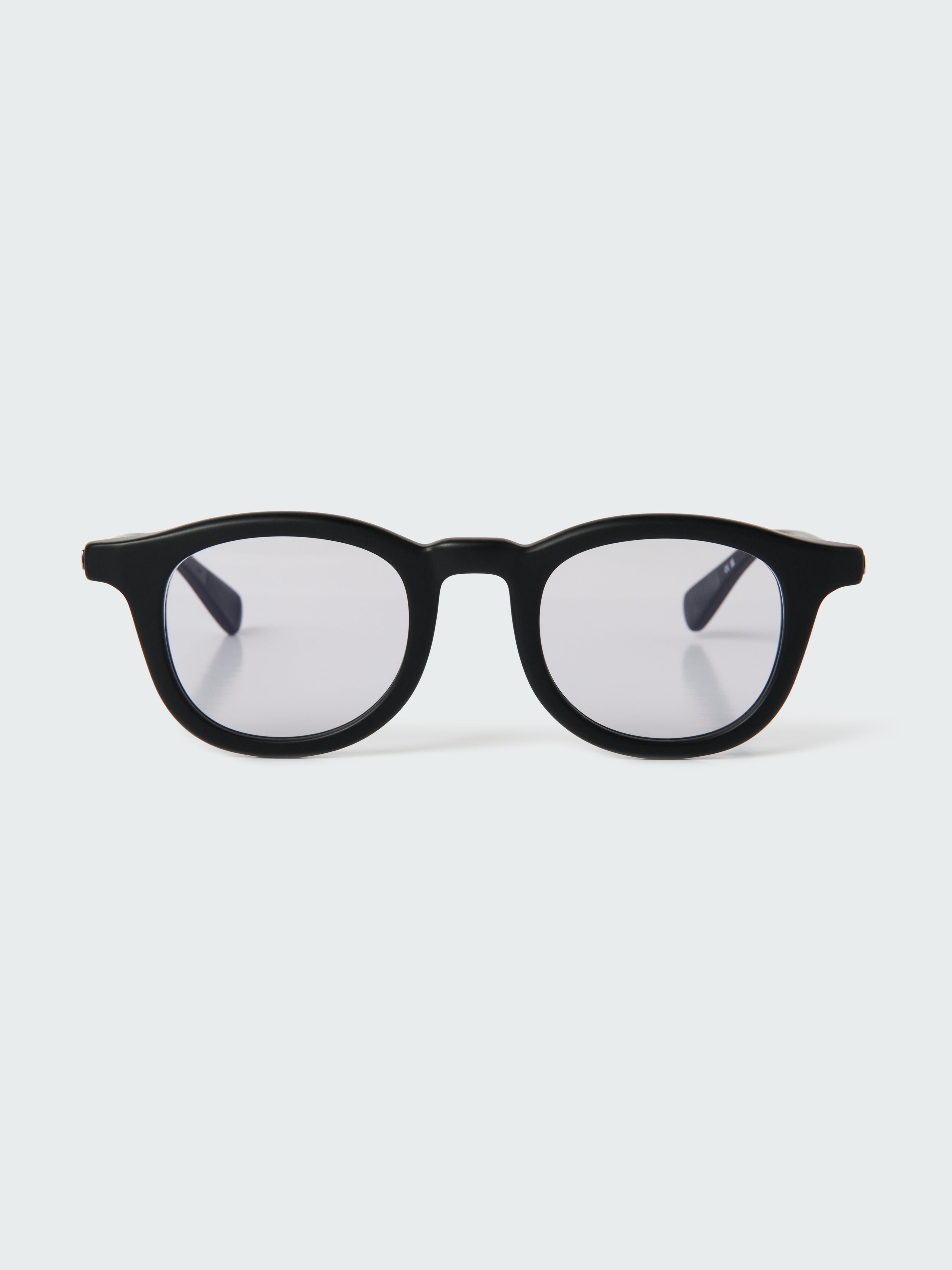 Kumiki Sunglasses in Matte Black | 90's Sunglasses | Studio