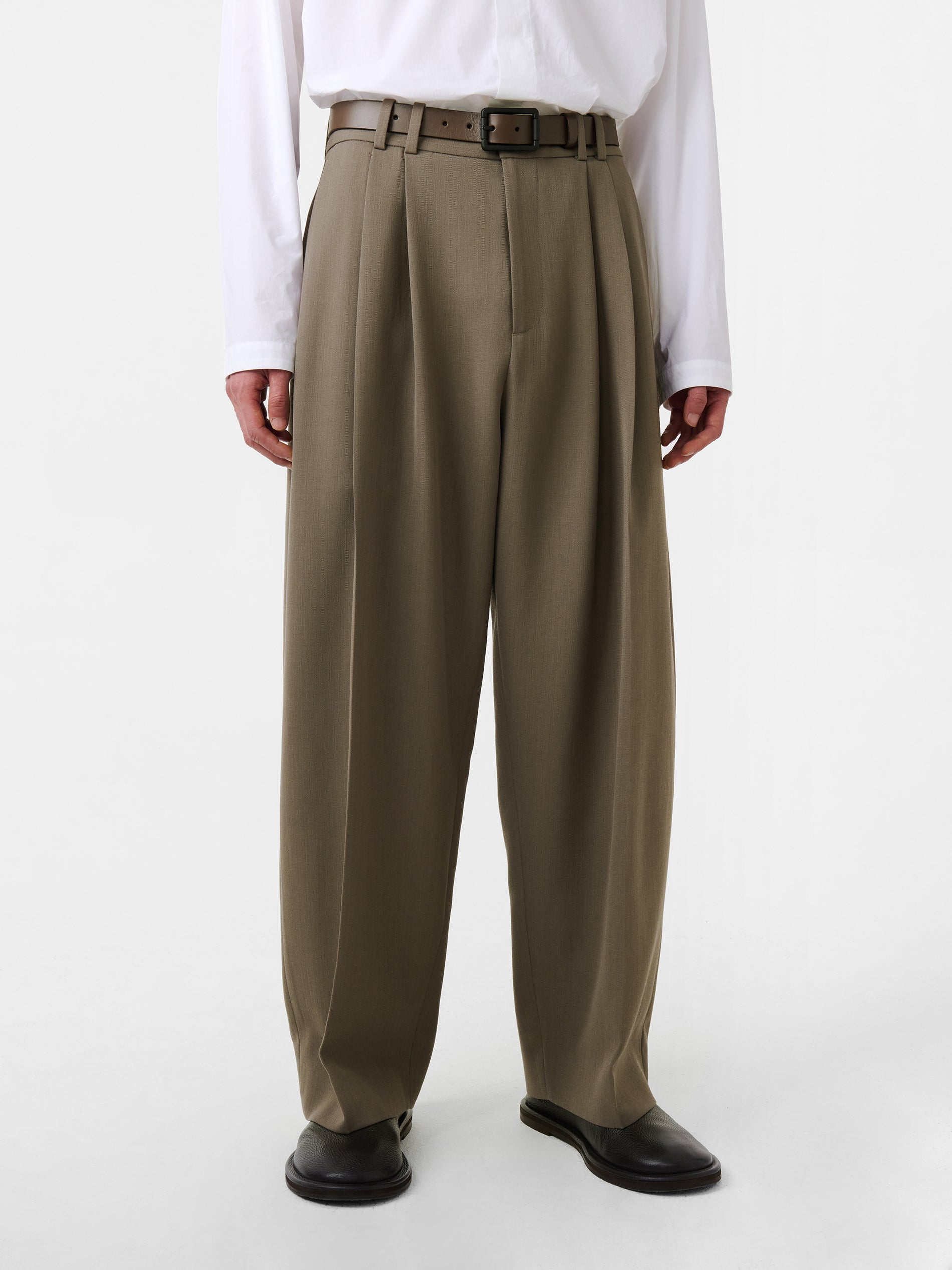 Line Pant in Reed - Studio Nicholson