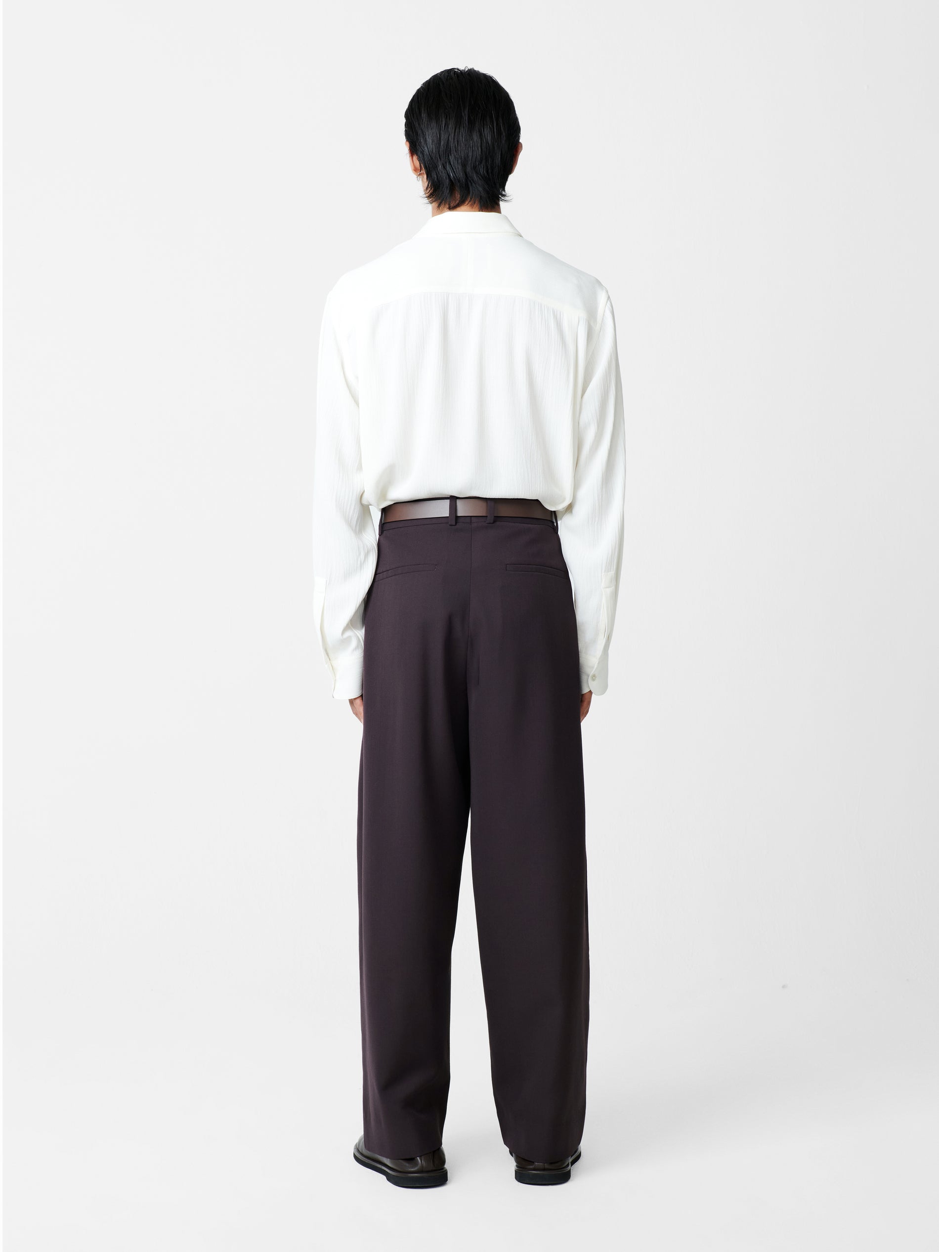Line Tailored Pant in Espresso Brown