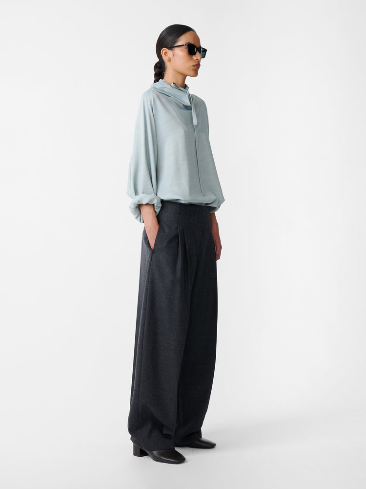 Lira Pant in Slate Melagne