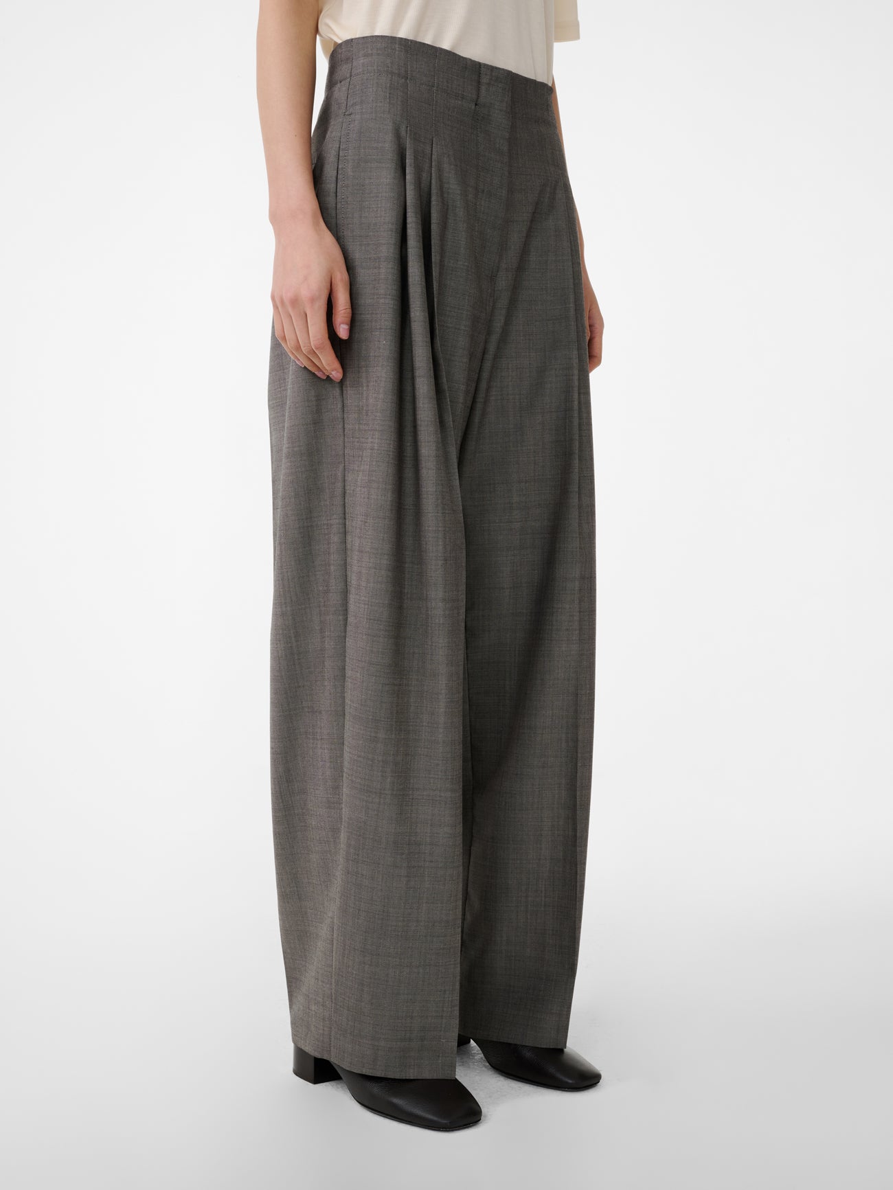Lira Pant in Warm Grey - Studio Nicholson