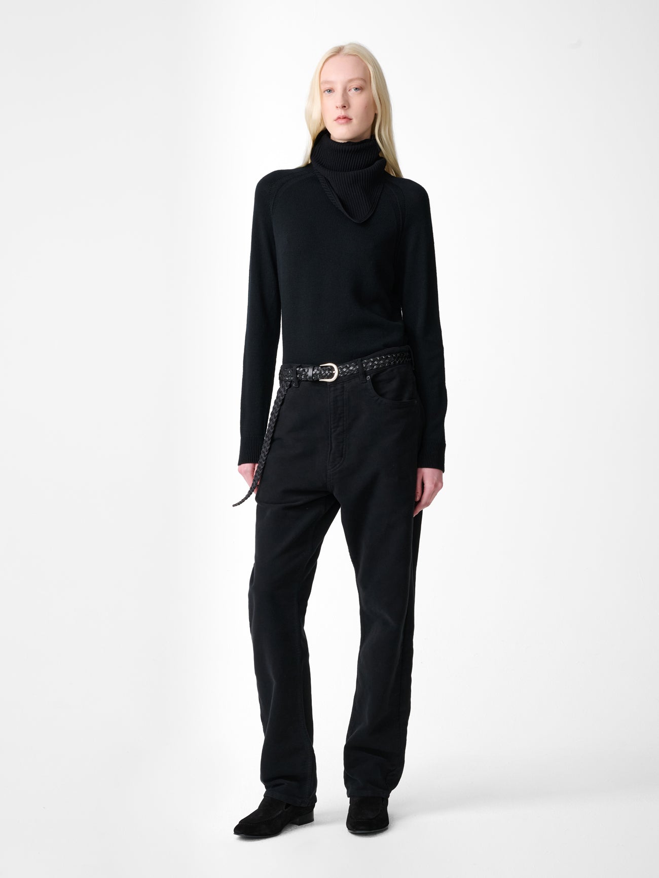 Loenne Knit in Black