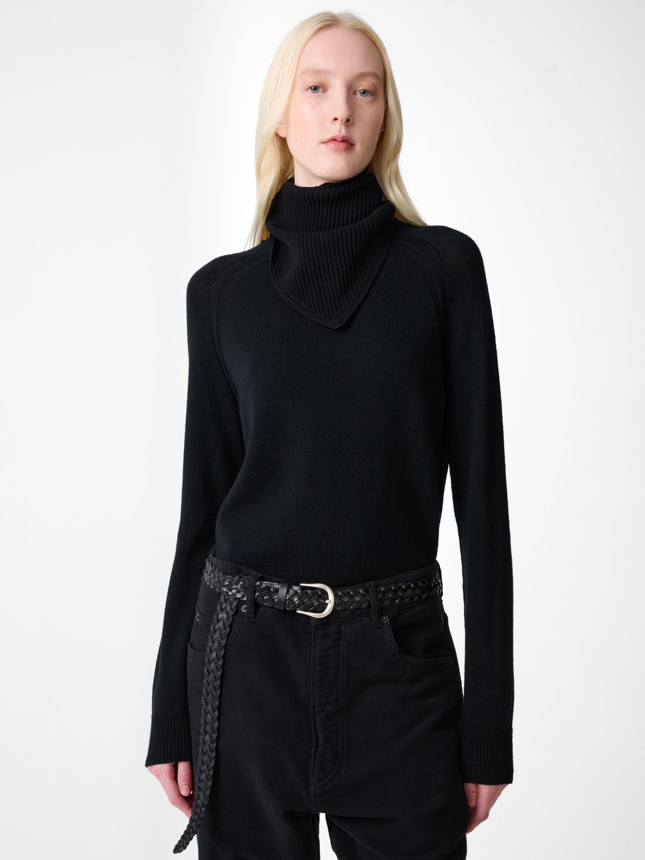 Loenne Knit in Black