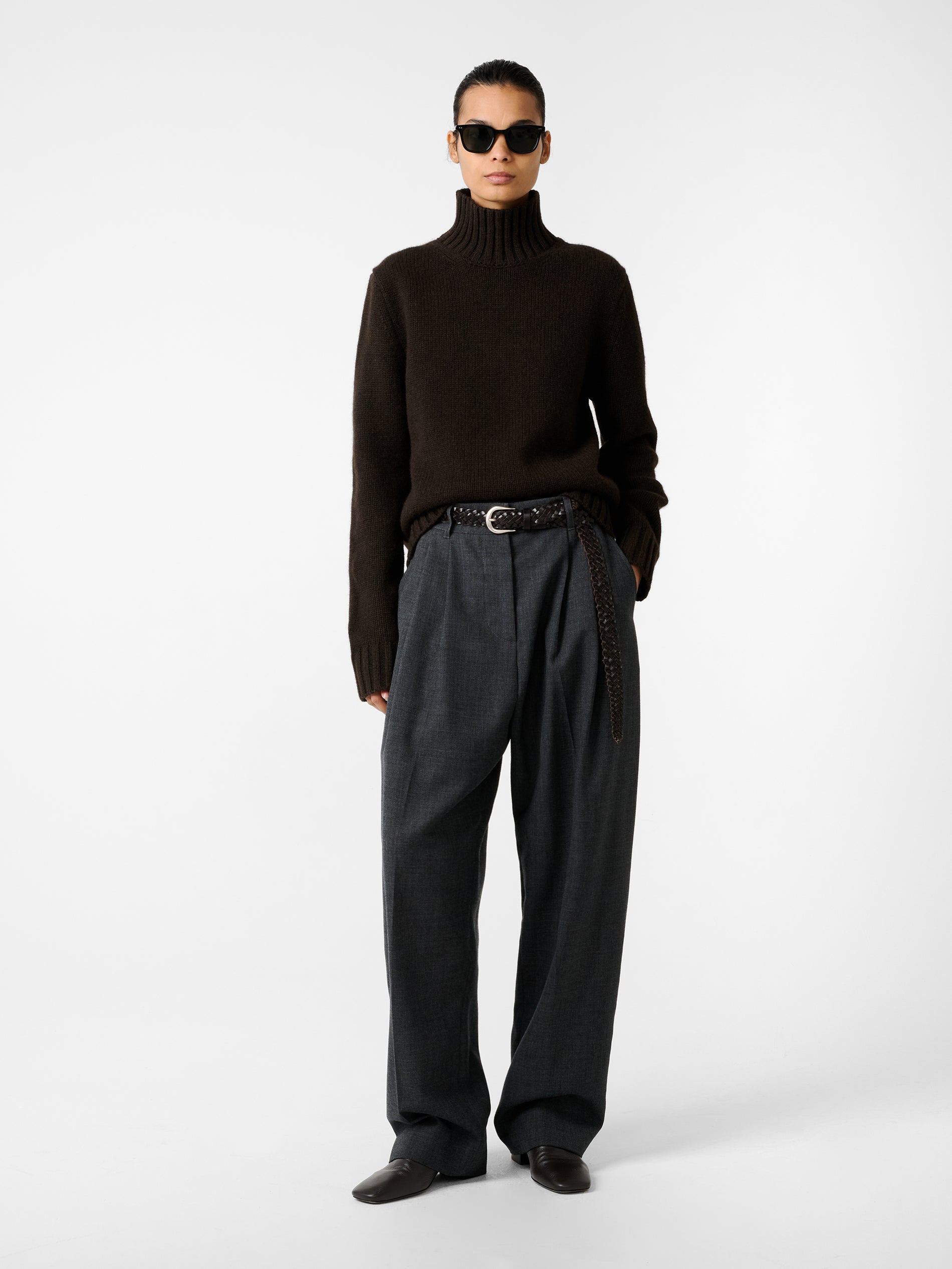 Loris Knit in Espresso Brown