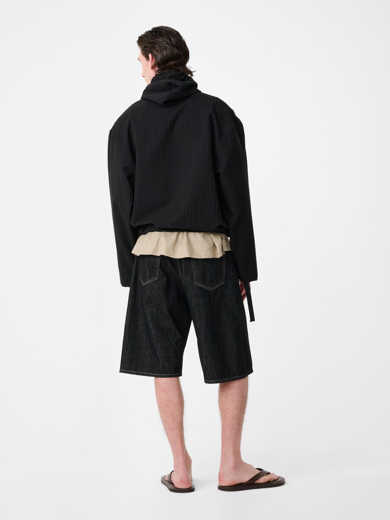 Marylebone Denim Short in Black / White Weft