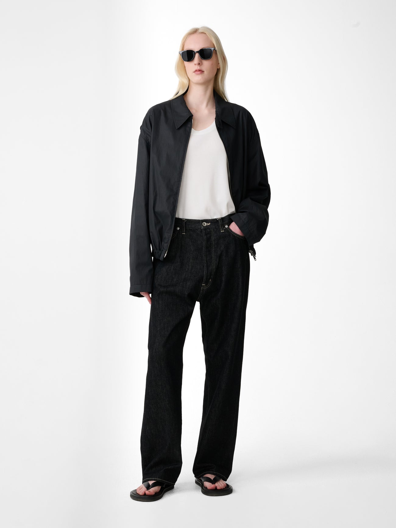 Marylebone Straight Leg Denim Pant in Black / White Weft