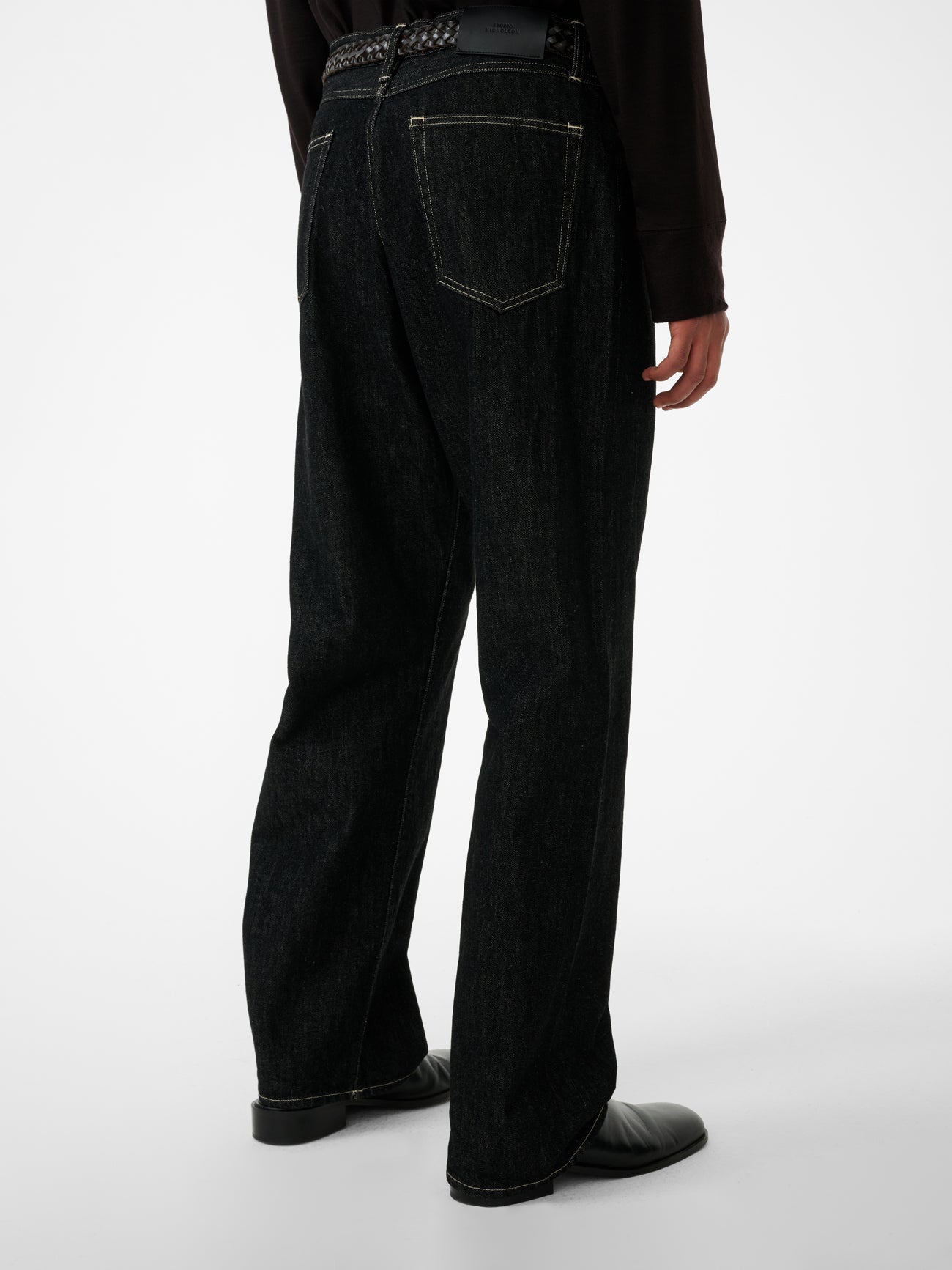 Marylebone Straight Leg Denim Pant in Black / White Weft