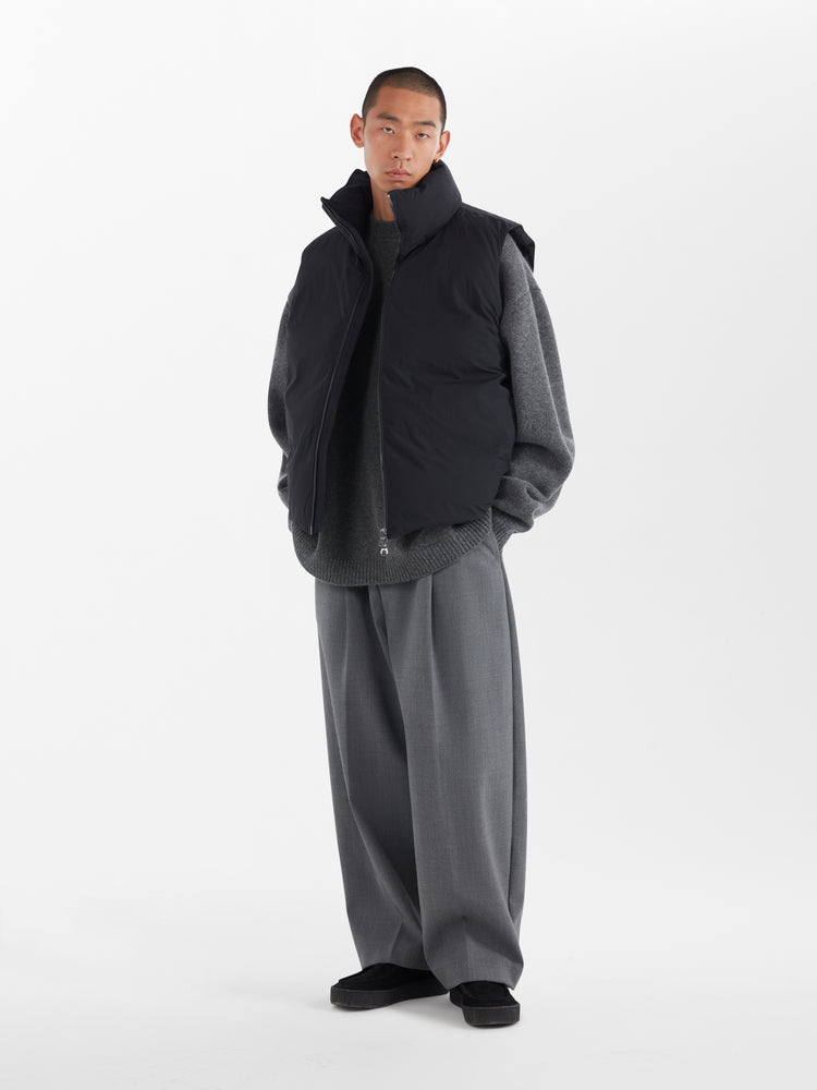 Miro Vest in Black
