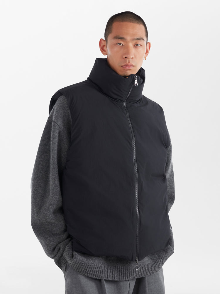 Miro Vest in Black