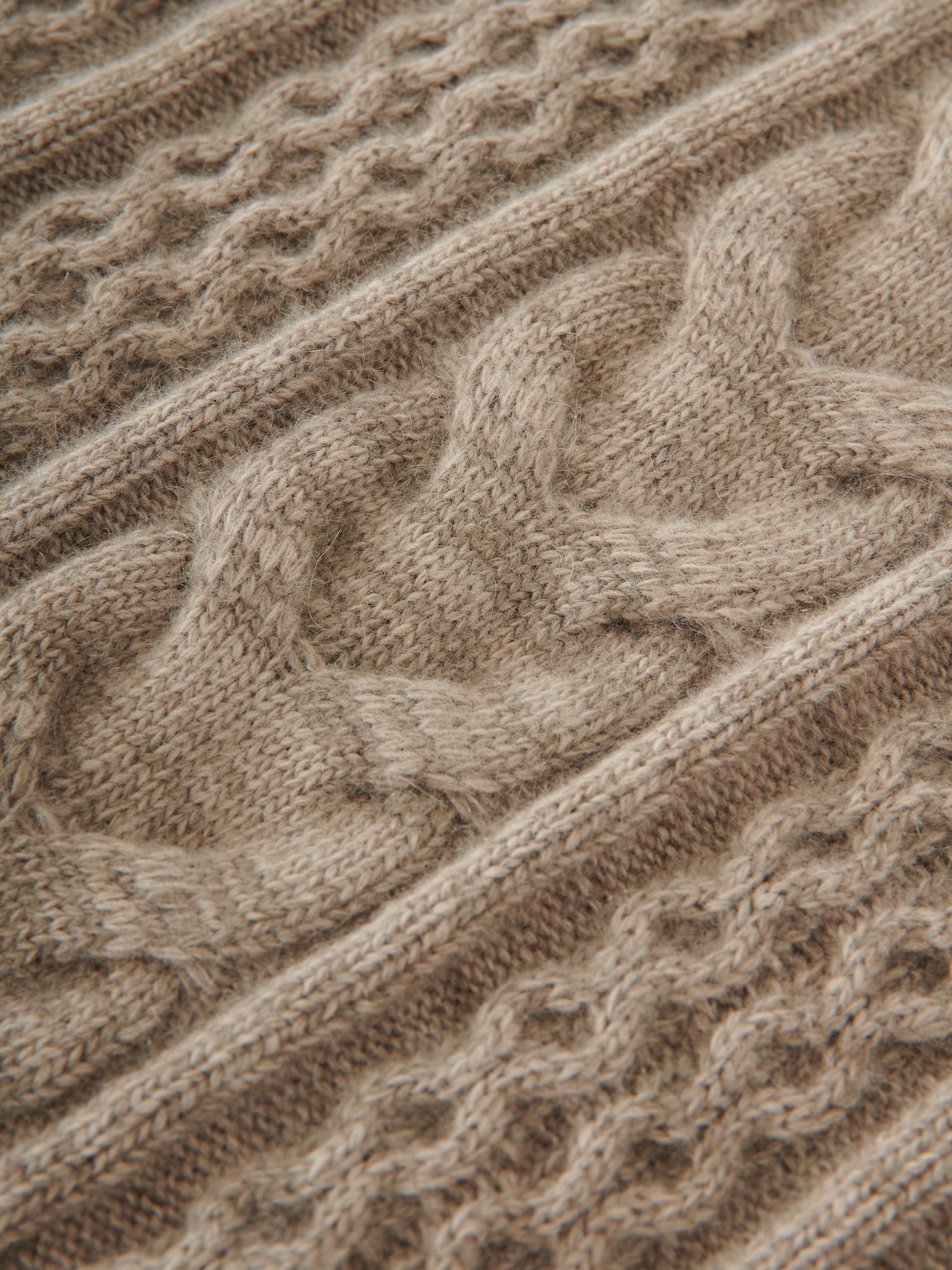 Molve Knit in Oatmeal - Studio Nicholson