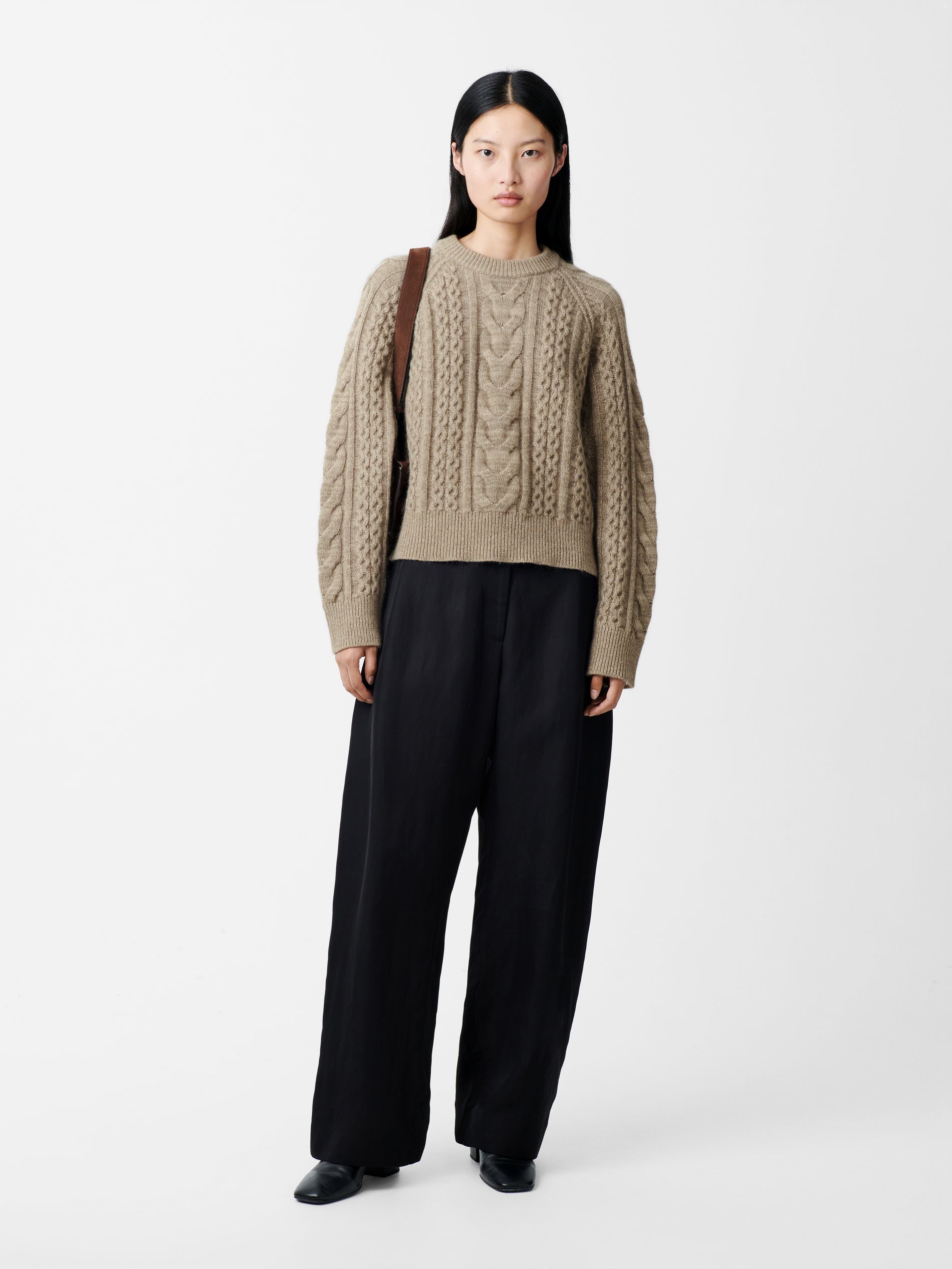 Molve Knit in Oatmeal - Studio Nicholson