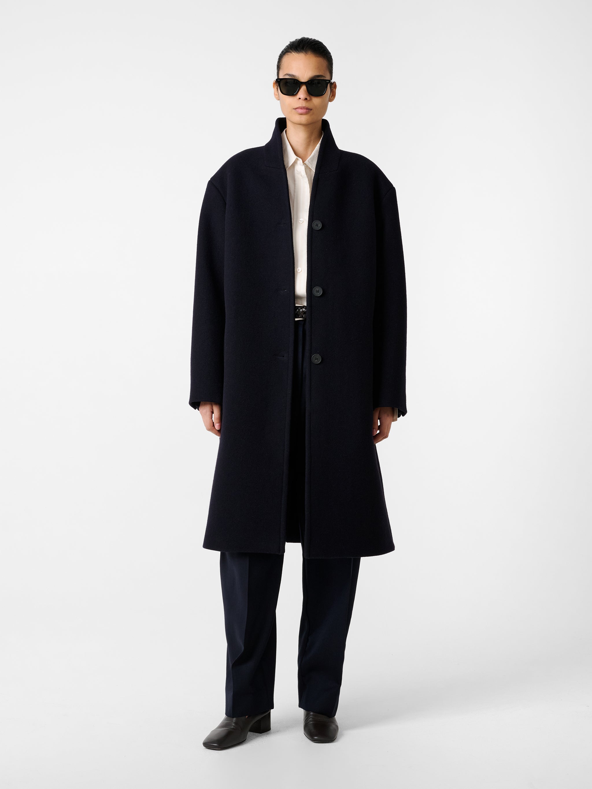 Morro Coat in Dark Navy – Studio Nicholson
