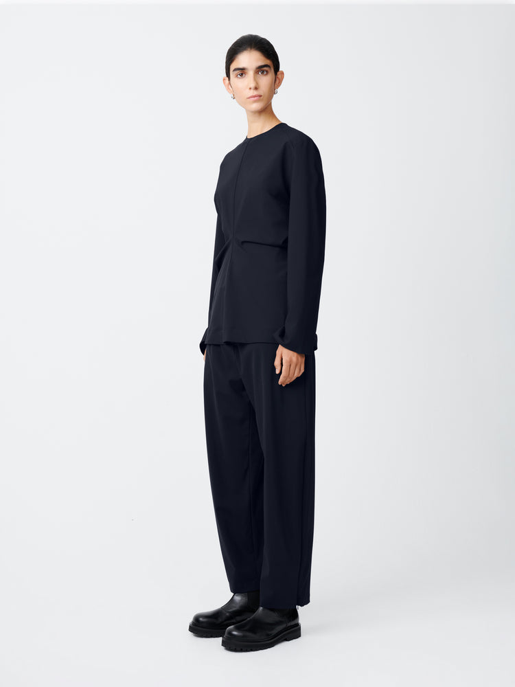 Ontaria Tropical Wool Top in Darkest Navy