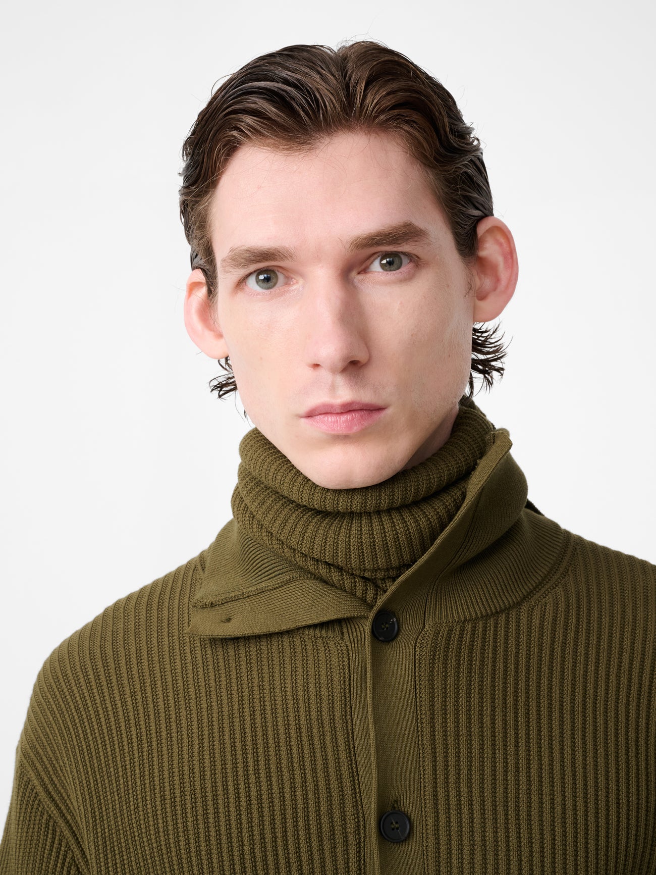 Oran Cardigan in Olive