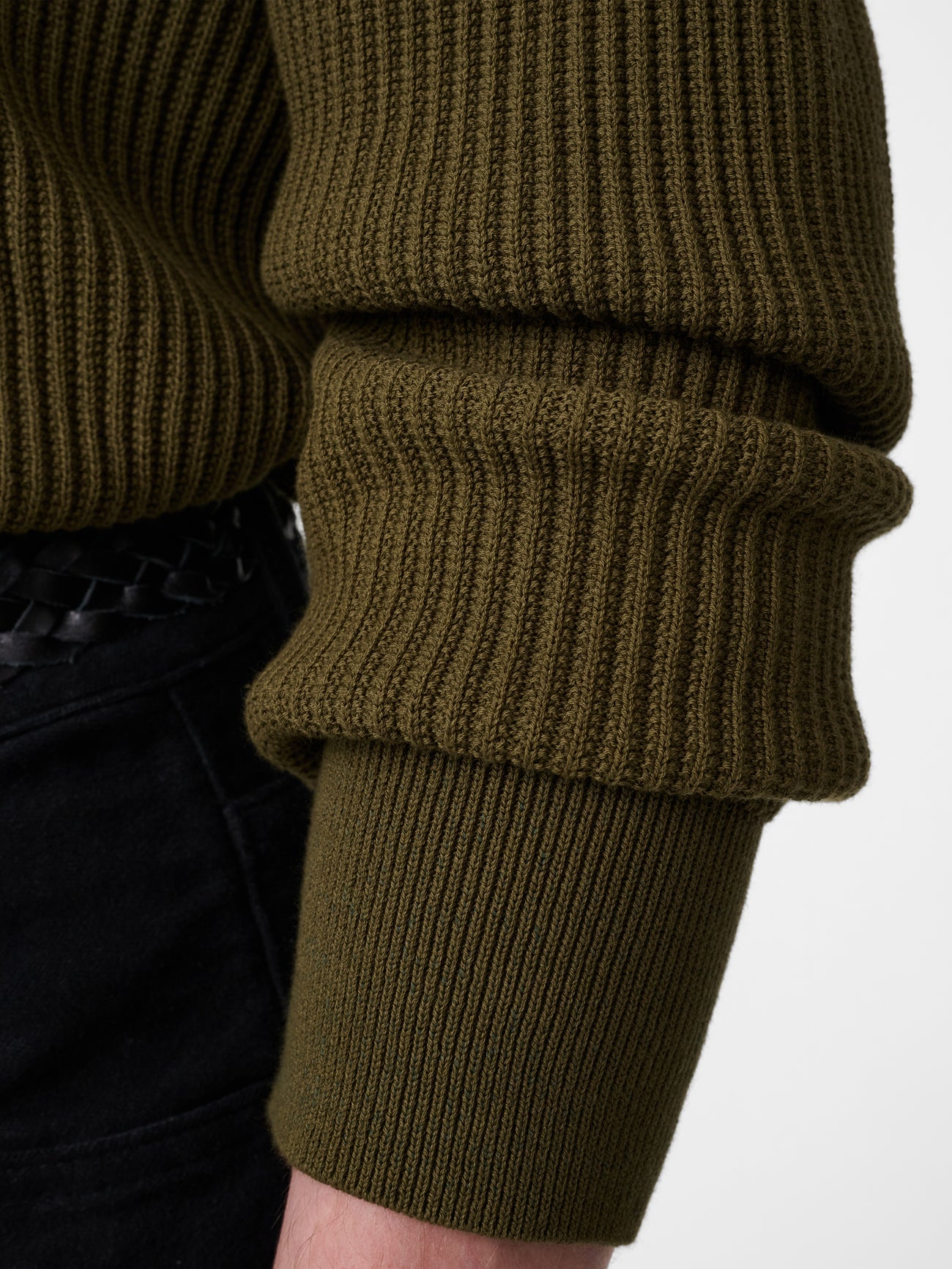 Oran Cardigan in Olive