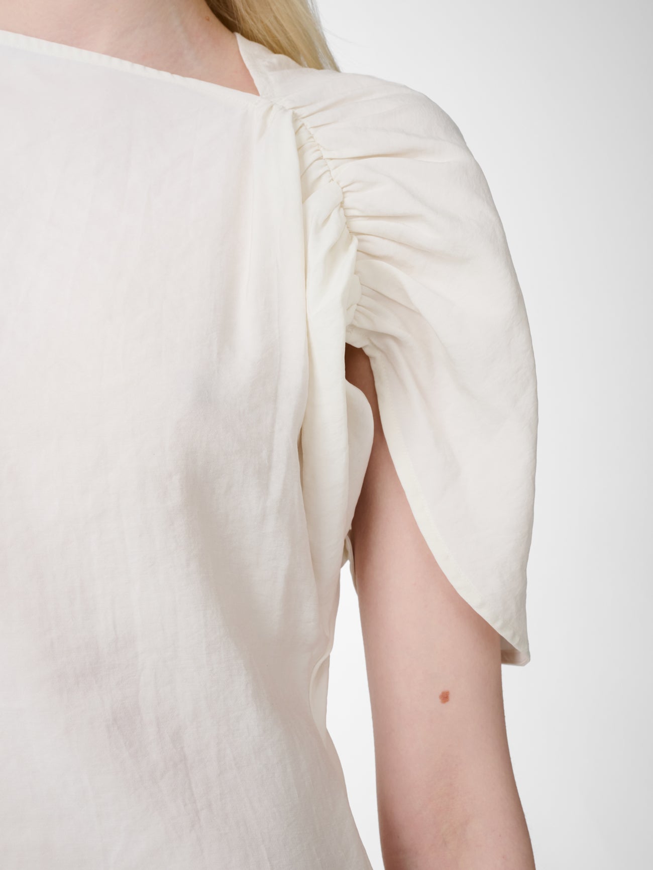 Palaestra Dress in Dove