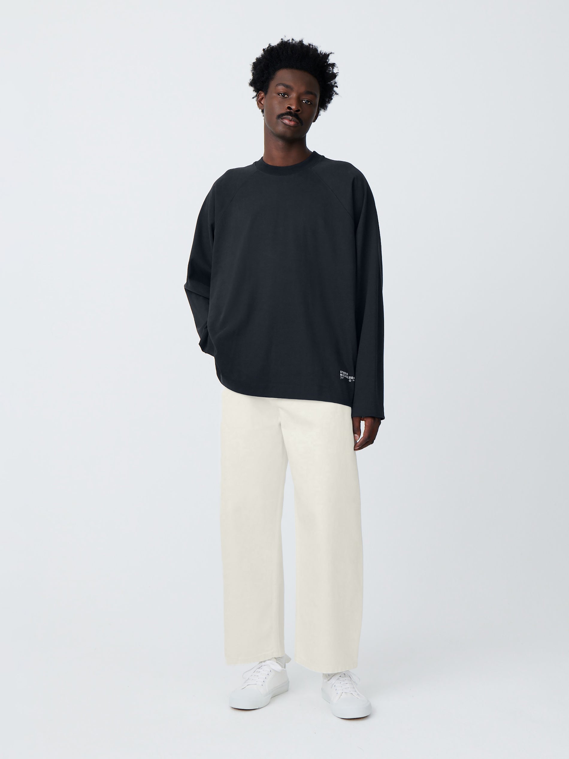 Platt T-Shirt in Darkest Navy - Studio Nicholson
