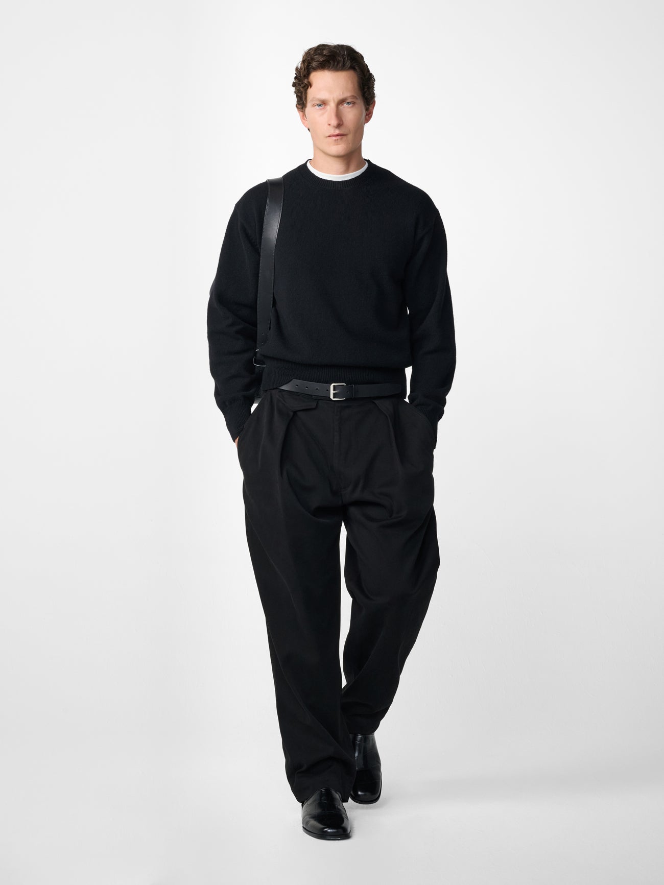 Poole Pleated Twill Pant in Balck