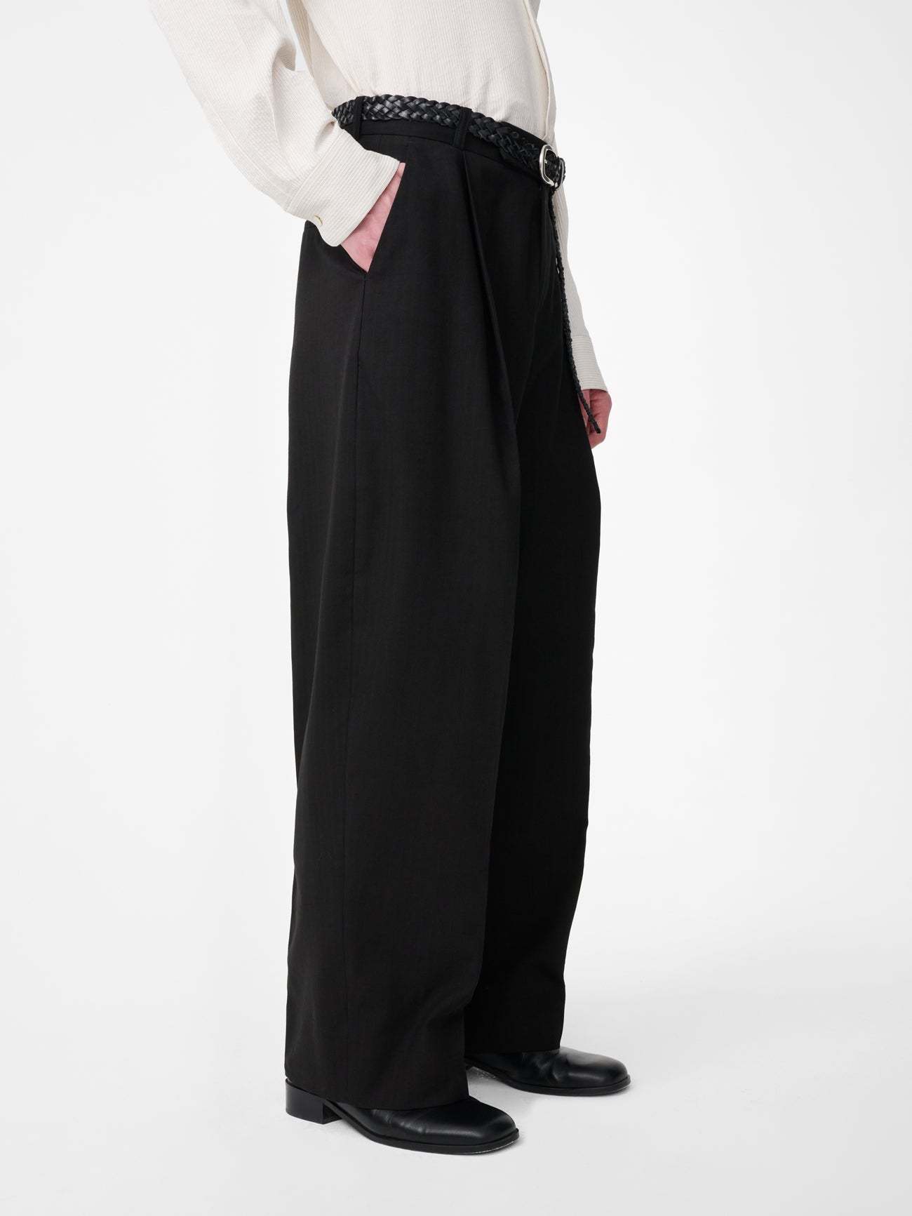 Pull Tailored Pant in Black