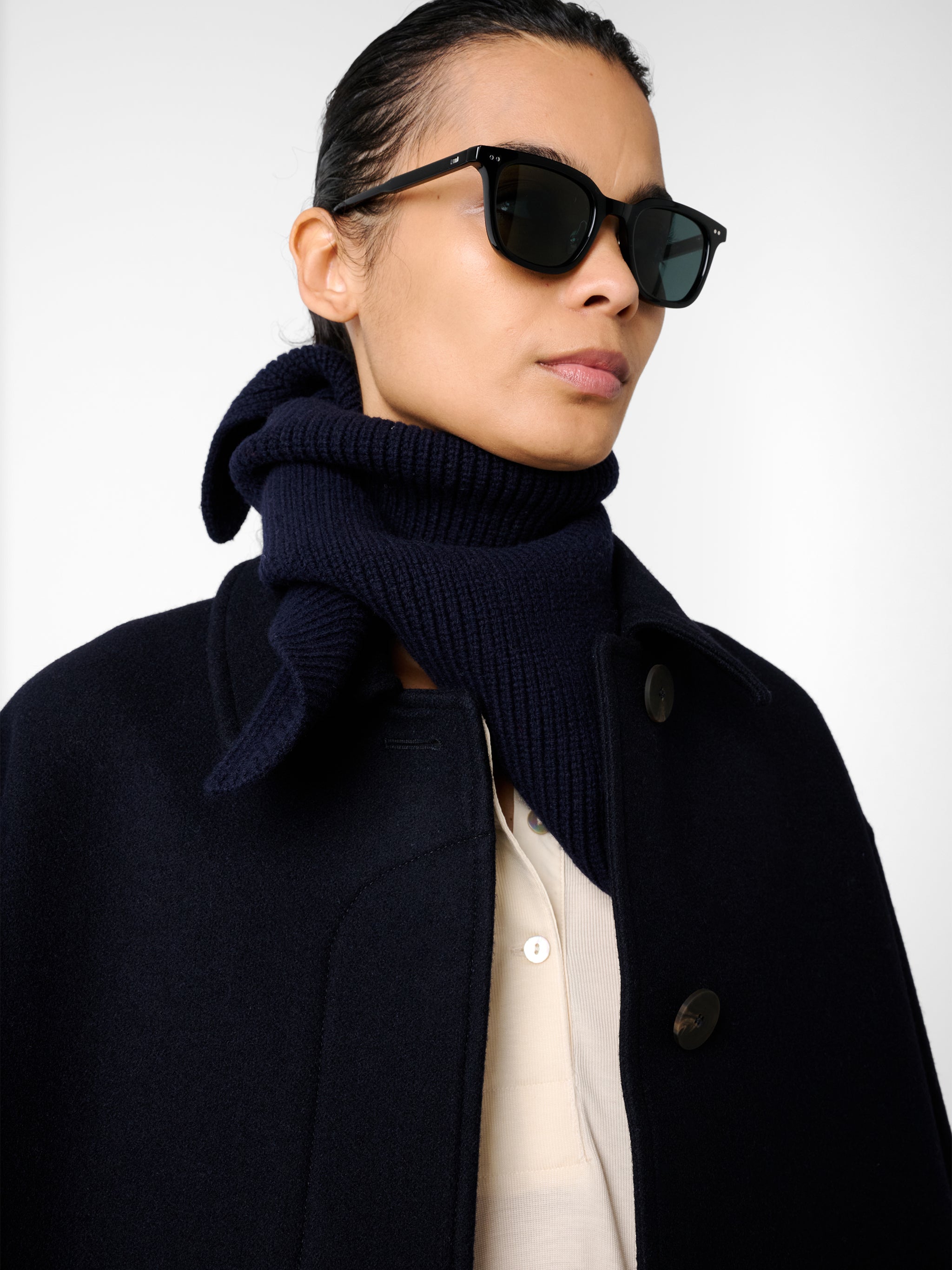 Pythagoras Scarf in Darkest Navy – Studio Nicholson