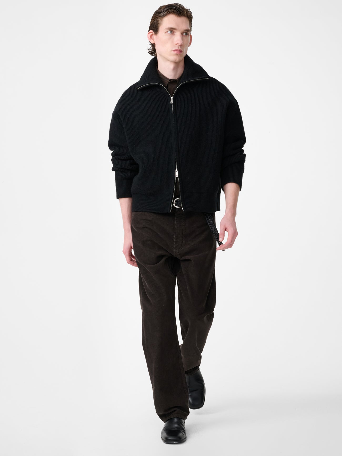 Riso Corduroy Straight Leg Pant in Coffee