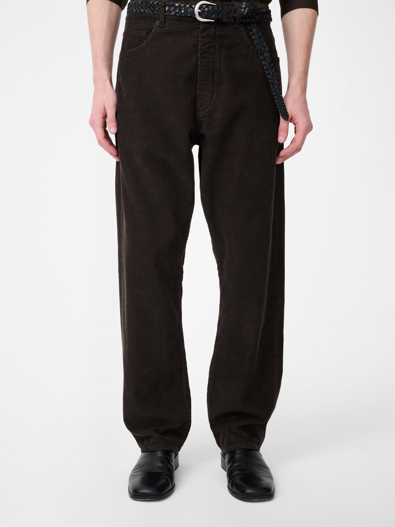 Riso Corduroy Straight Leg Pant in Coffee
