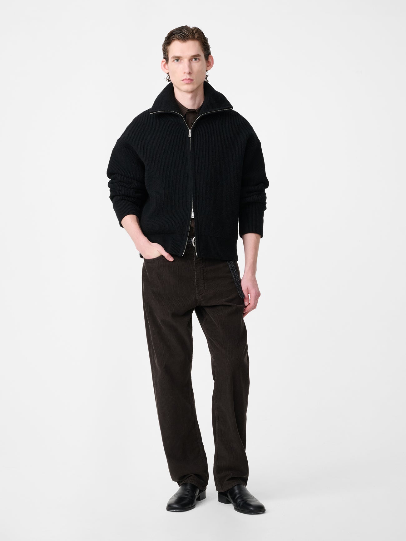 Riso Corduroy Straight Leg Pant in Coffee