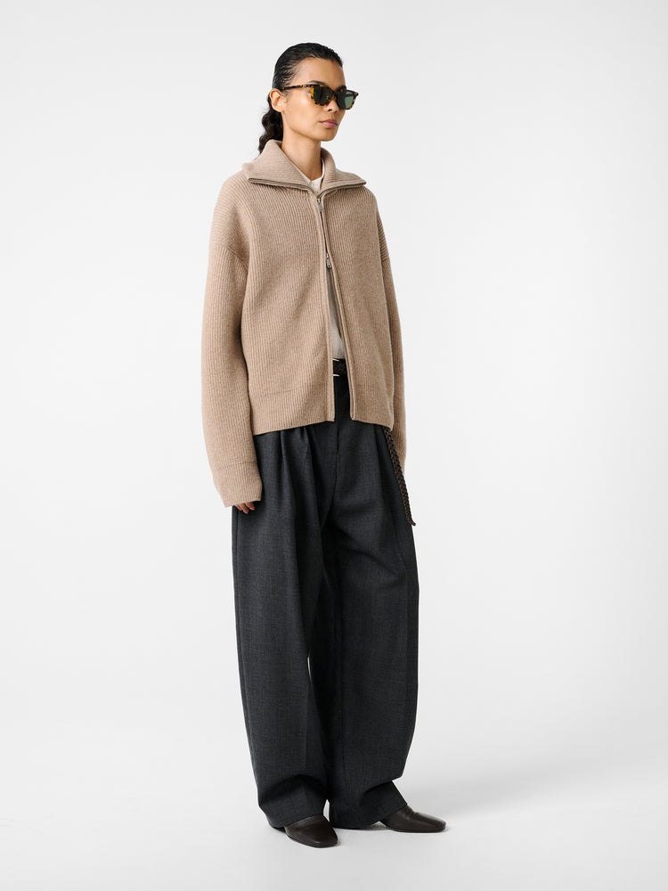 Sandos Knit in Oatmeal