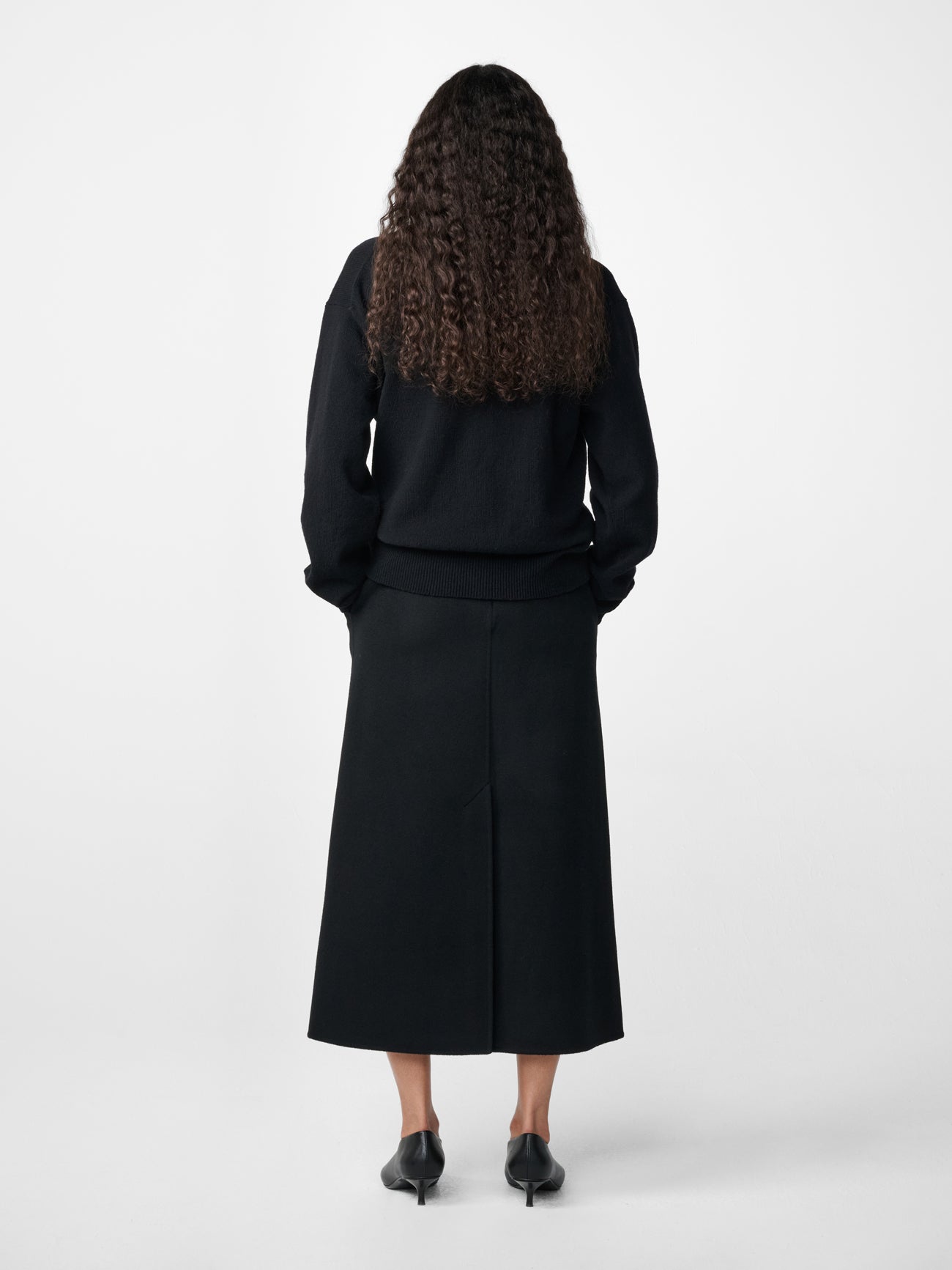 Savi Wool Skirt in Black