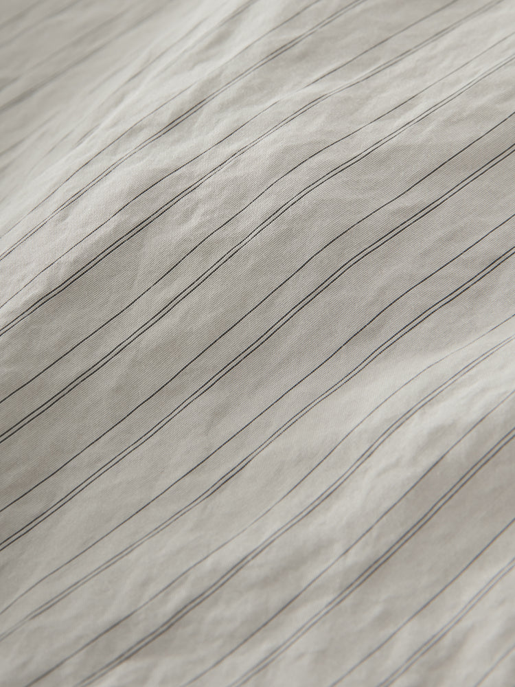 Sawel Short in Pebble Black