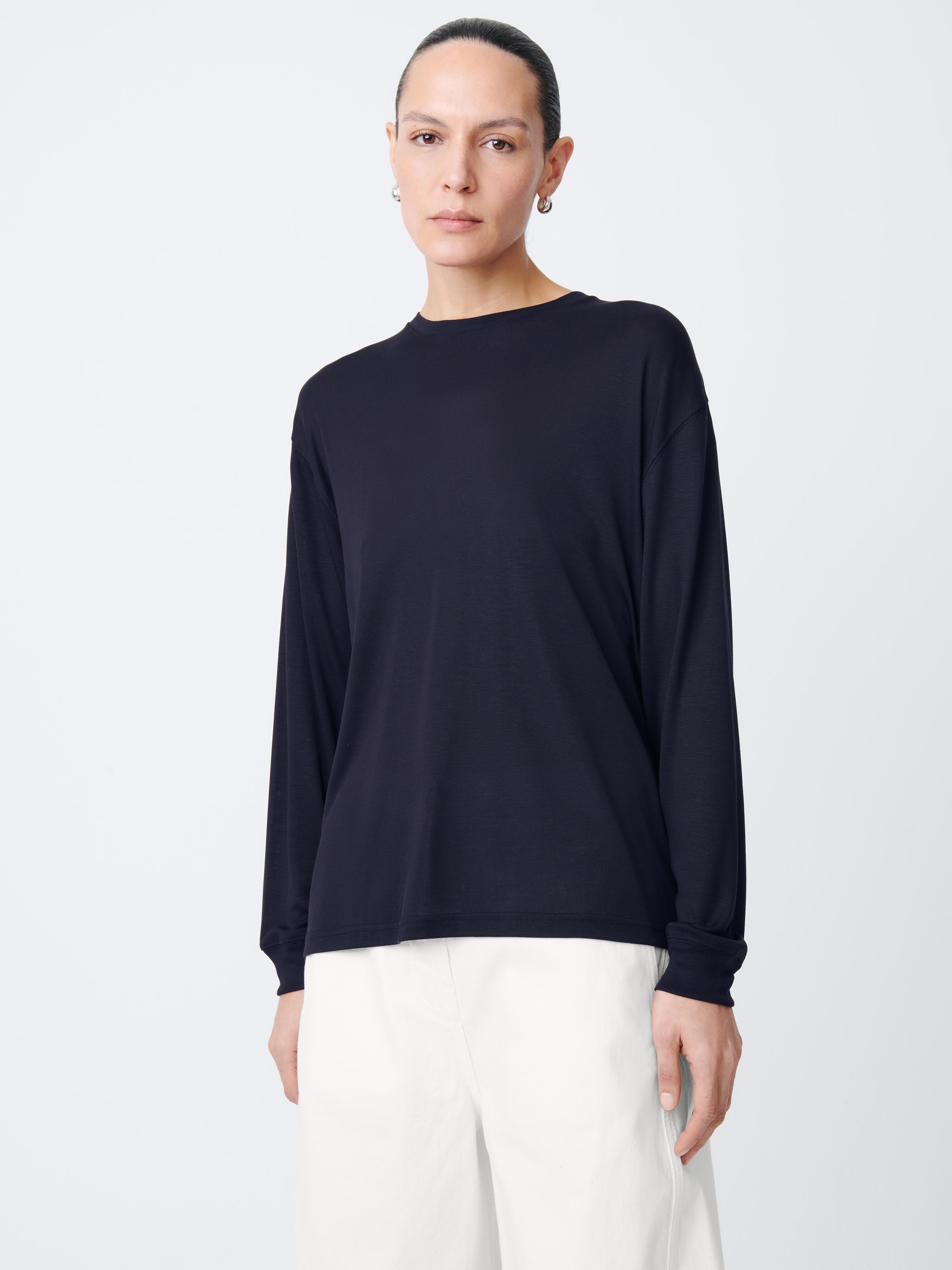 【関税込み】Studio Nicholson グレー Simmons Tシャツ Studio Nicholsonのグレー Simmons Tシャツがセール中