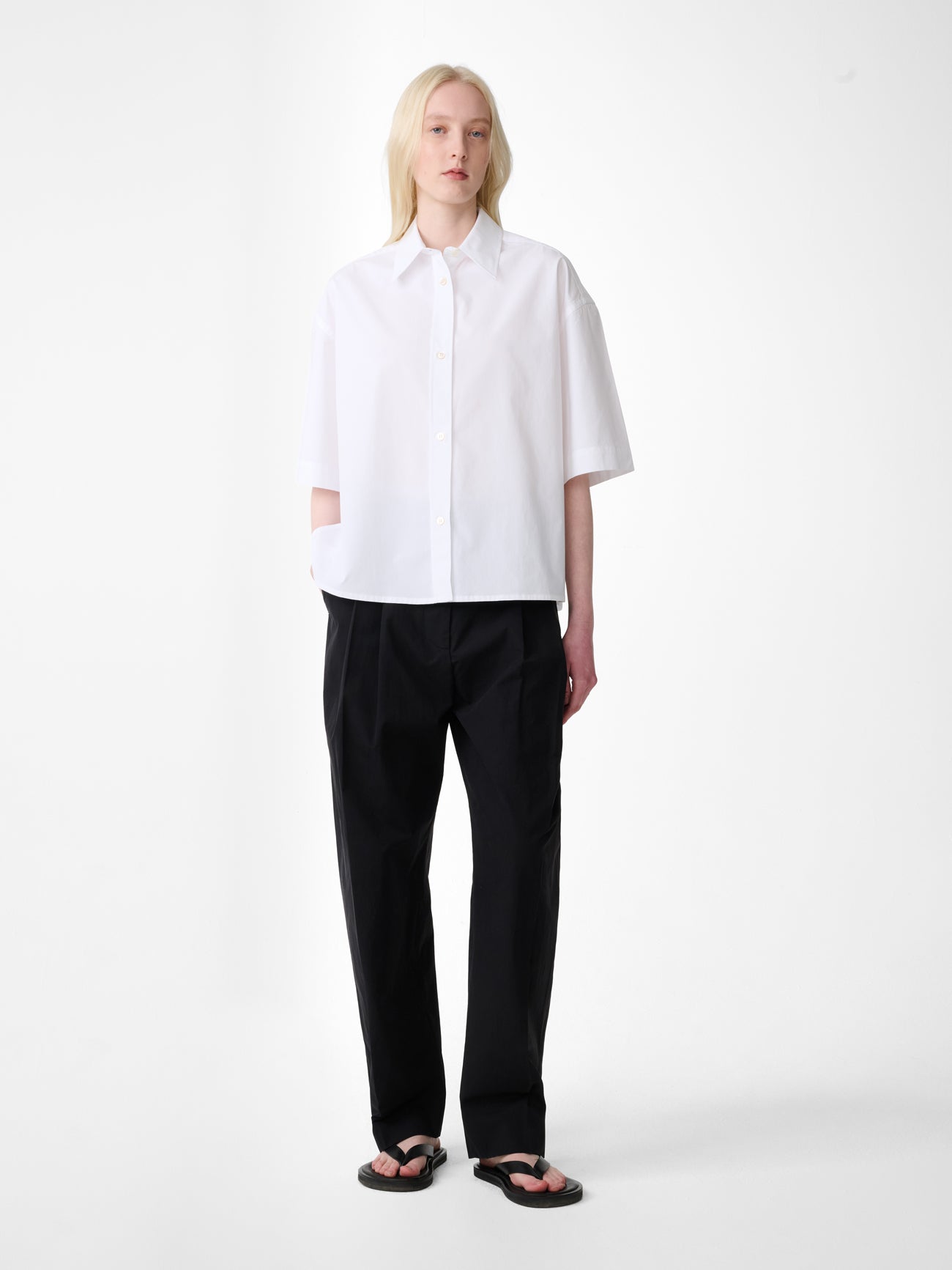 Sperro Cotton Tailored Pant in Black