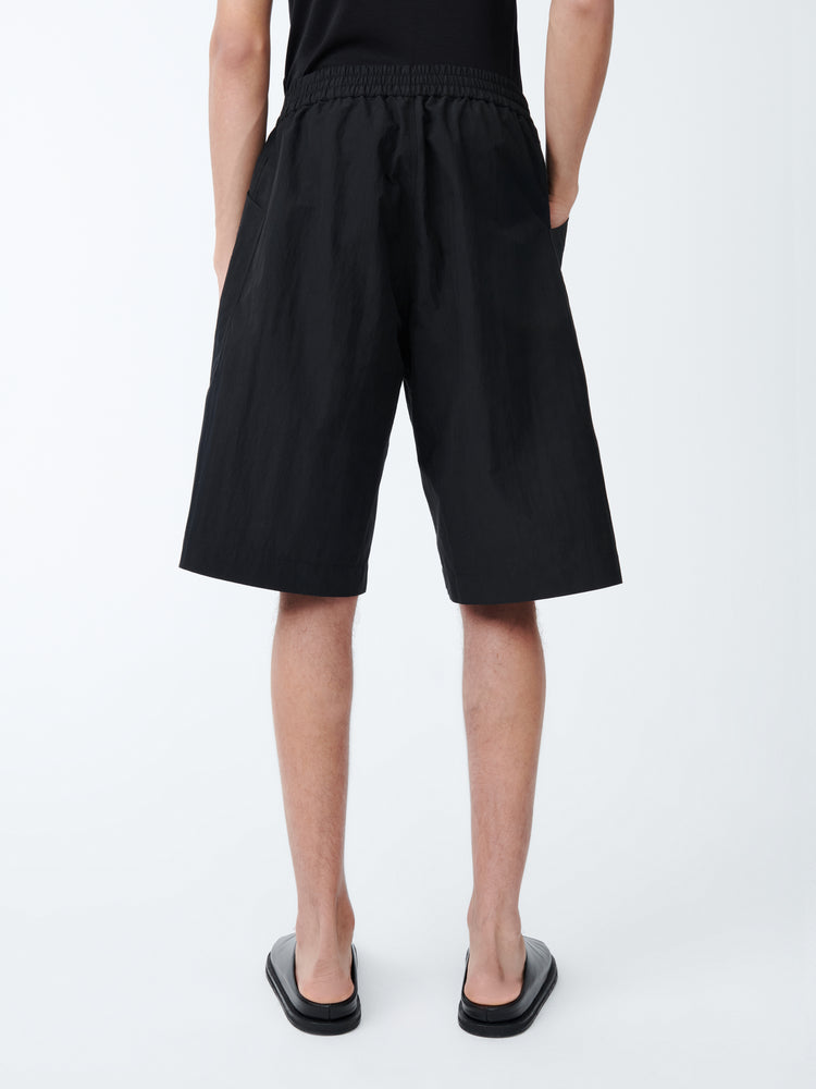Steel Short in Black