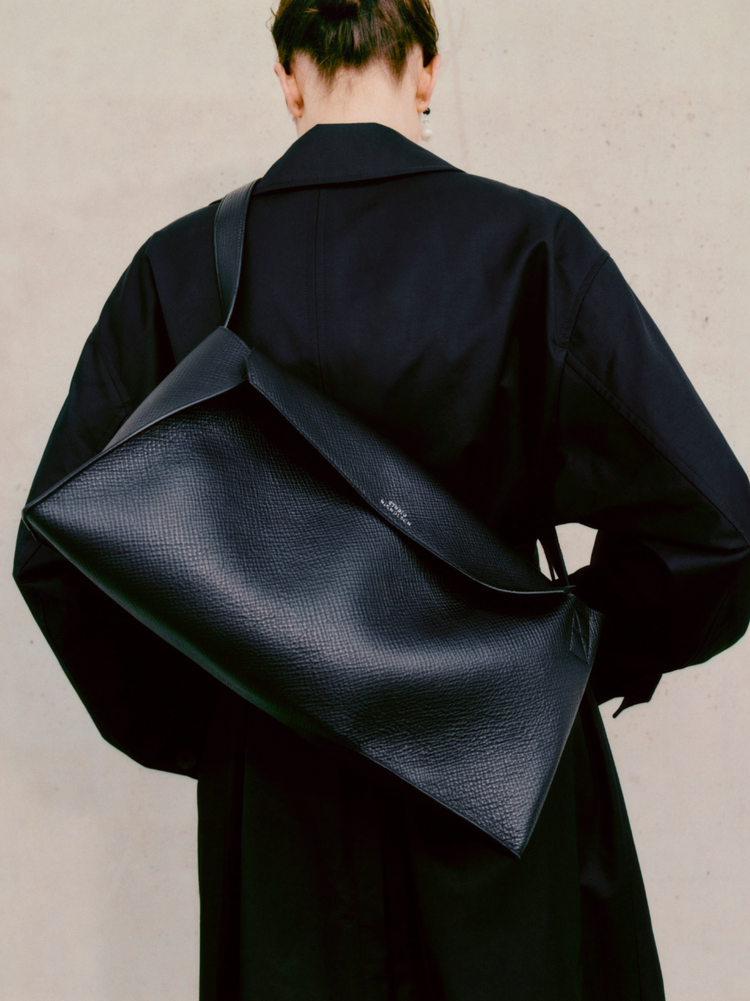 Shiboru Leather Bag in Black